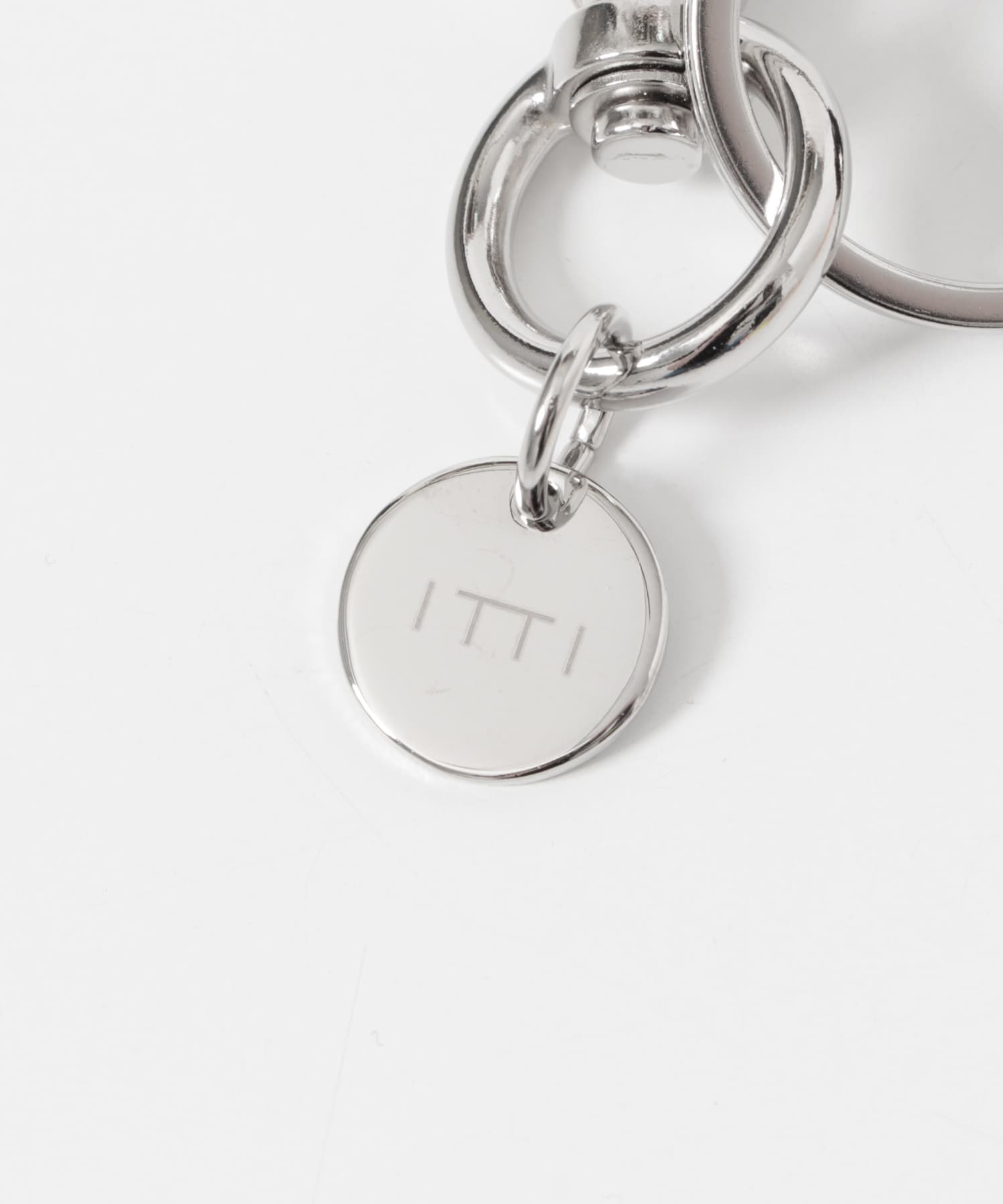 ITTI　CRISTY SNAKEKNOT CHARM BLACK -