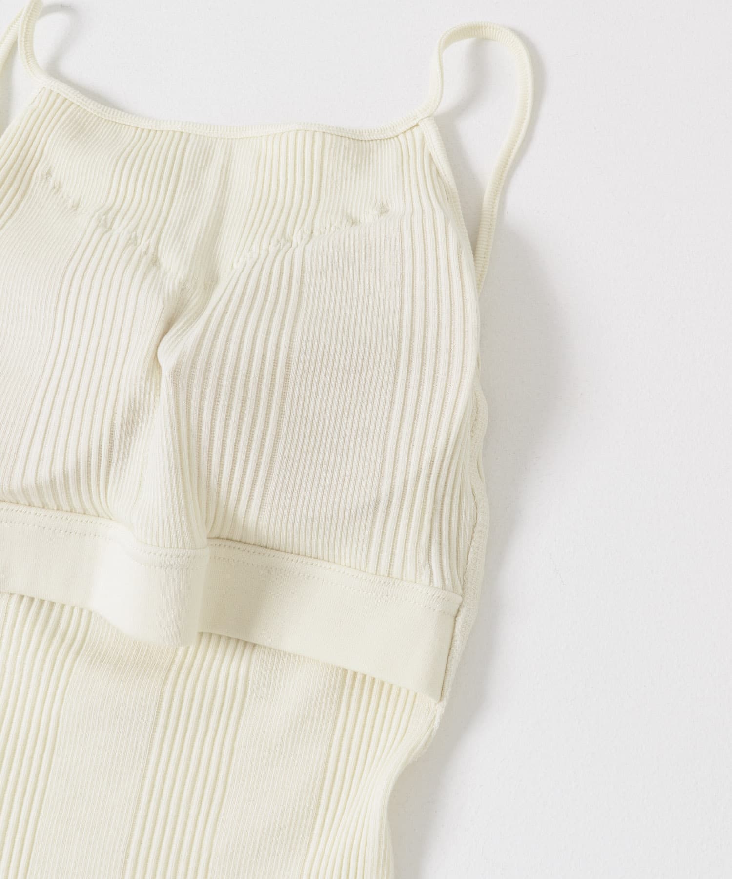 HAKUJI　Random rib open back cami IVORY FREE