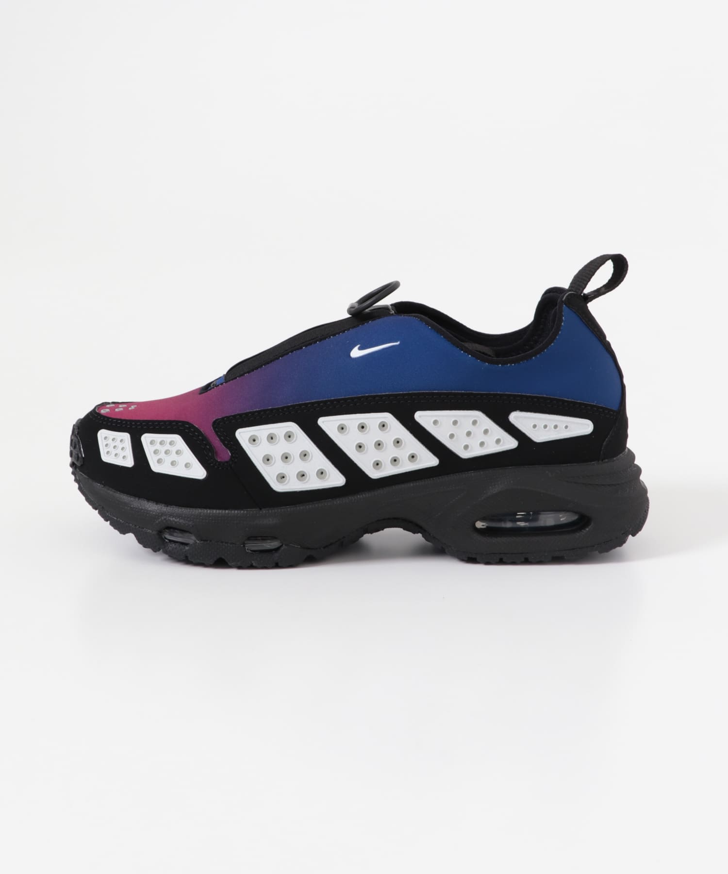 NIKE　AIR MAX SNDR