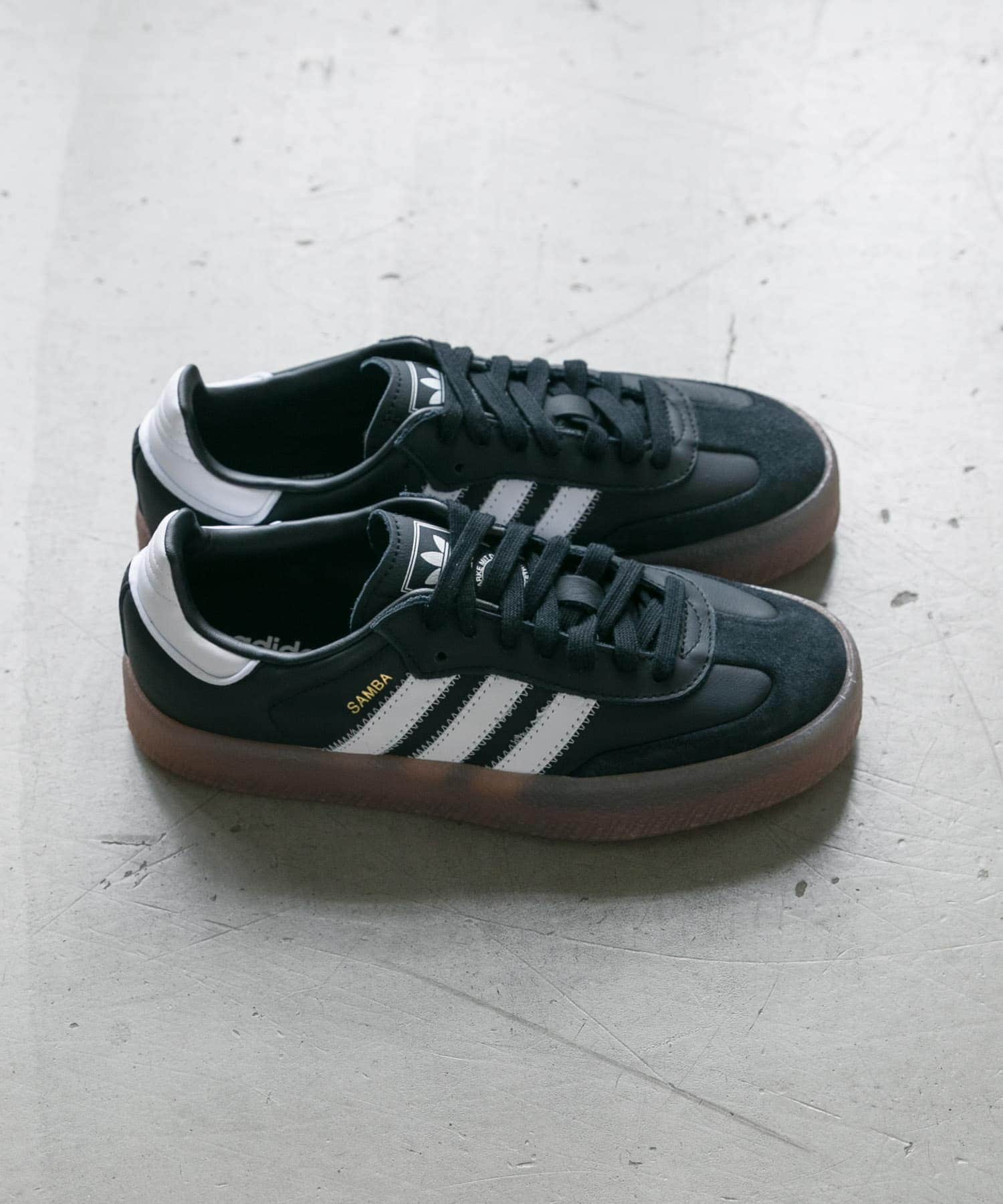 adidas　SAMBAE W