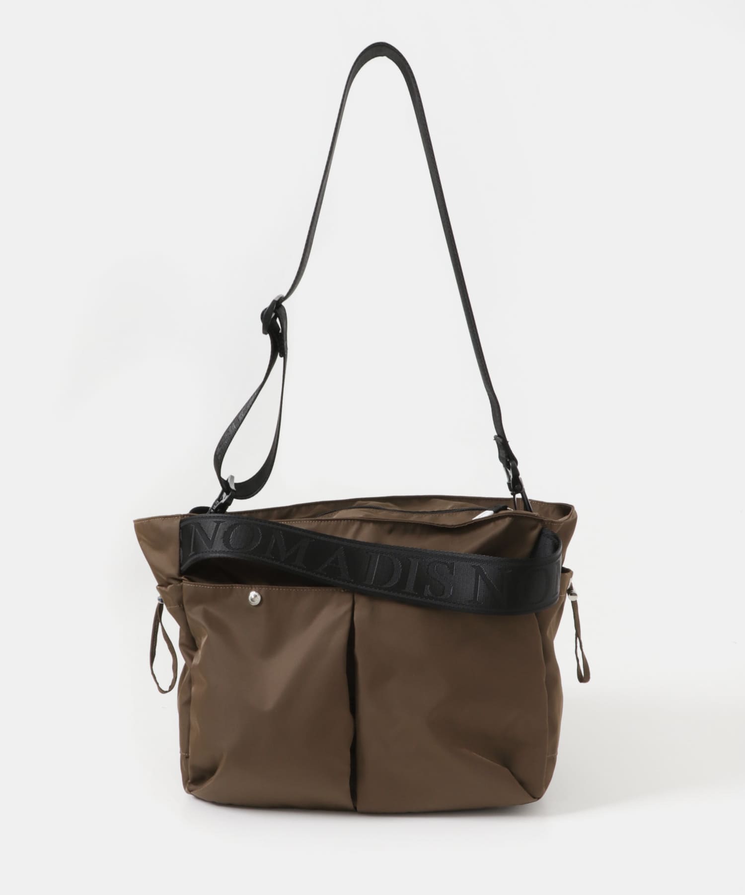 NOMADIS　BASQUE M SLD 別注D.BRN 0