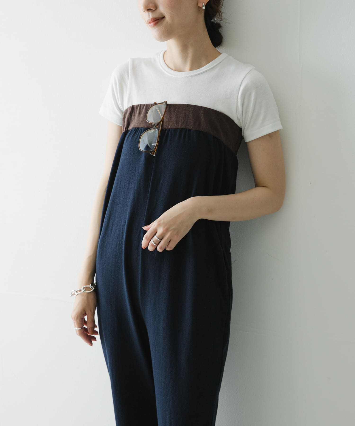NAVY BROWN