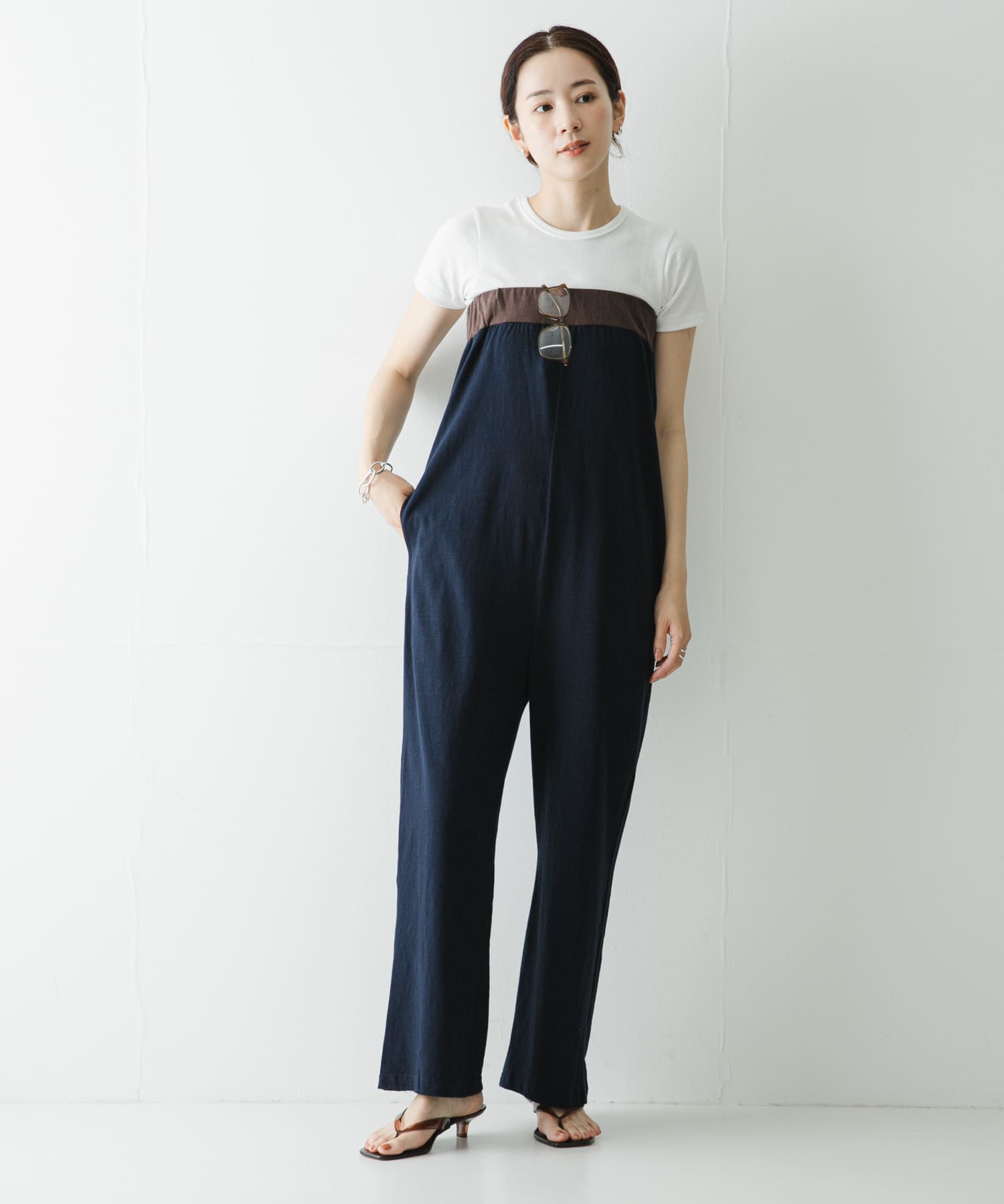 NAVY BROWN
