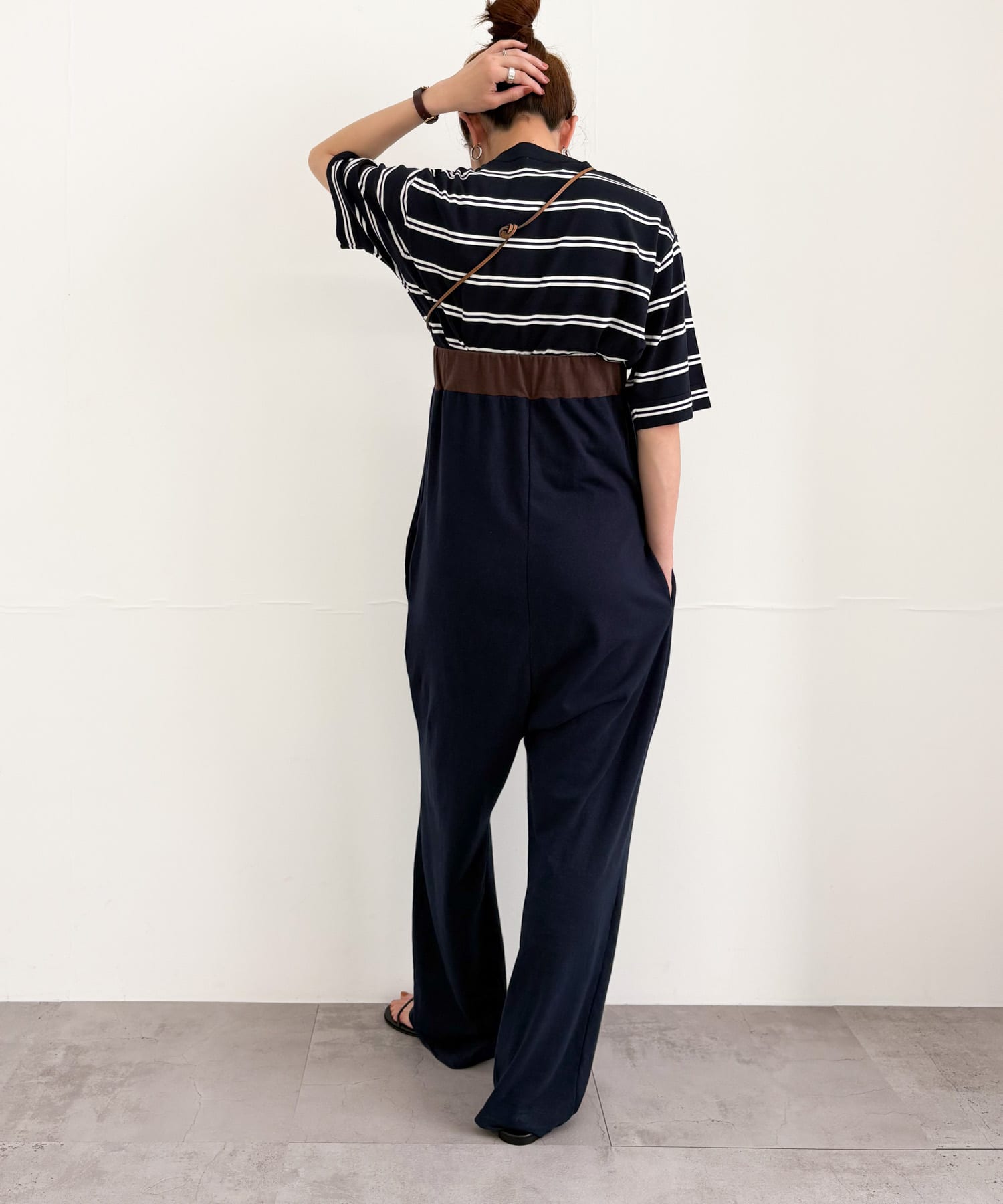 NAVY BROWN