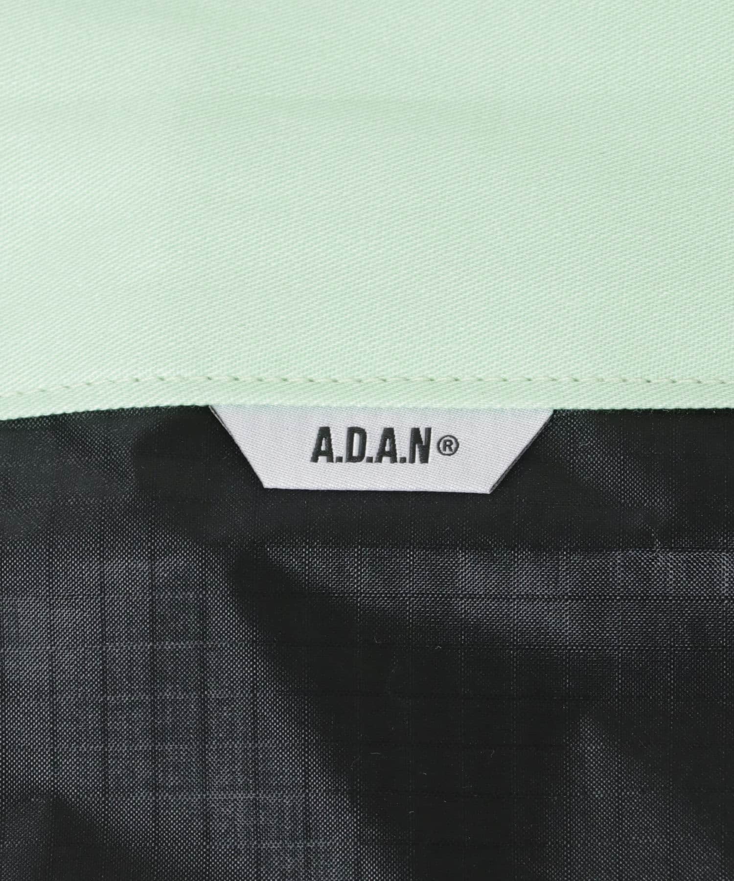 BLK/MINT