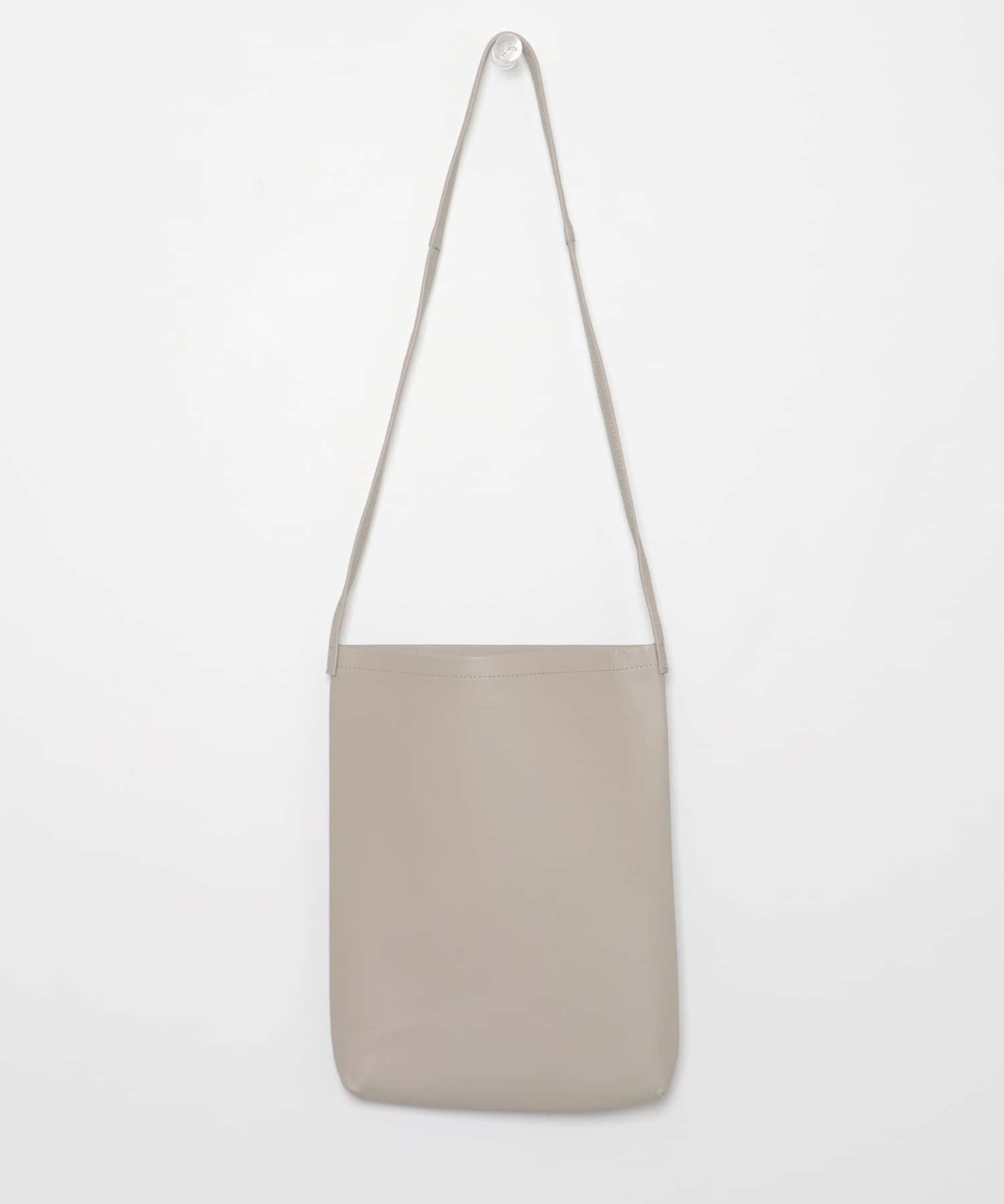 Hender Scheme　cow shoulder big