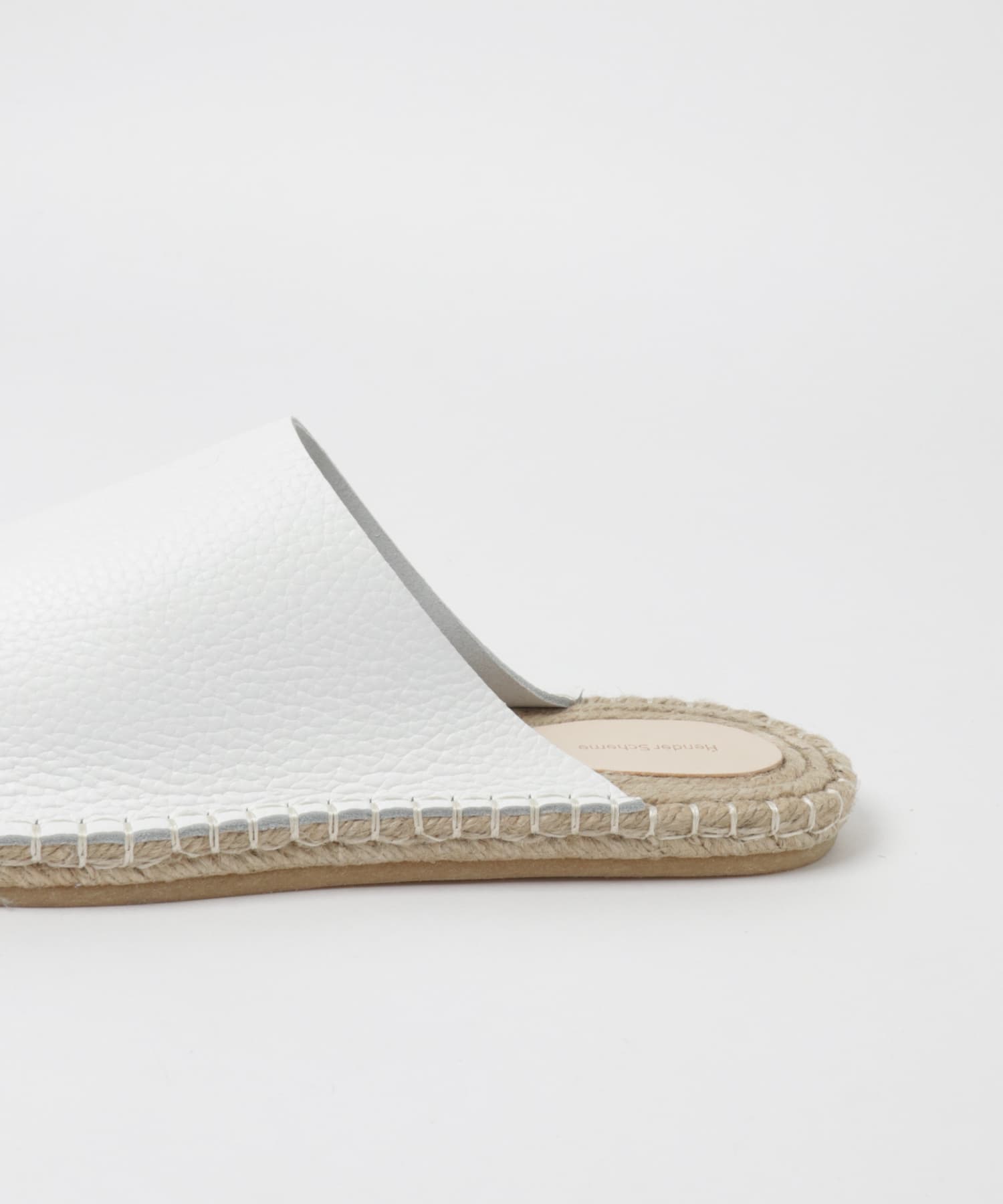 Hender Scheme　jute mule grain leather WHITE 4