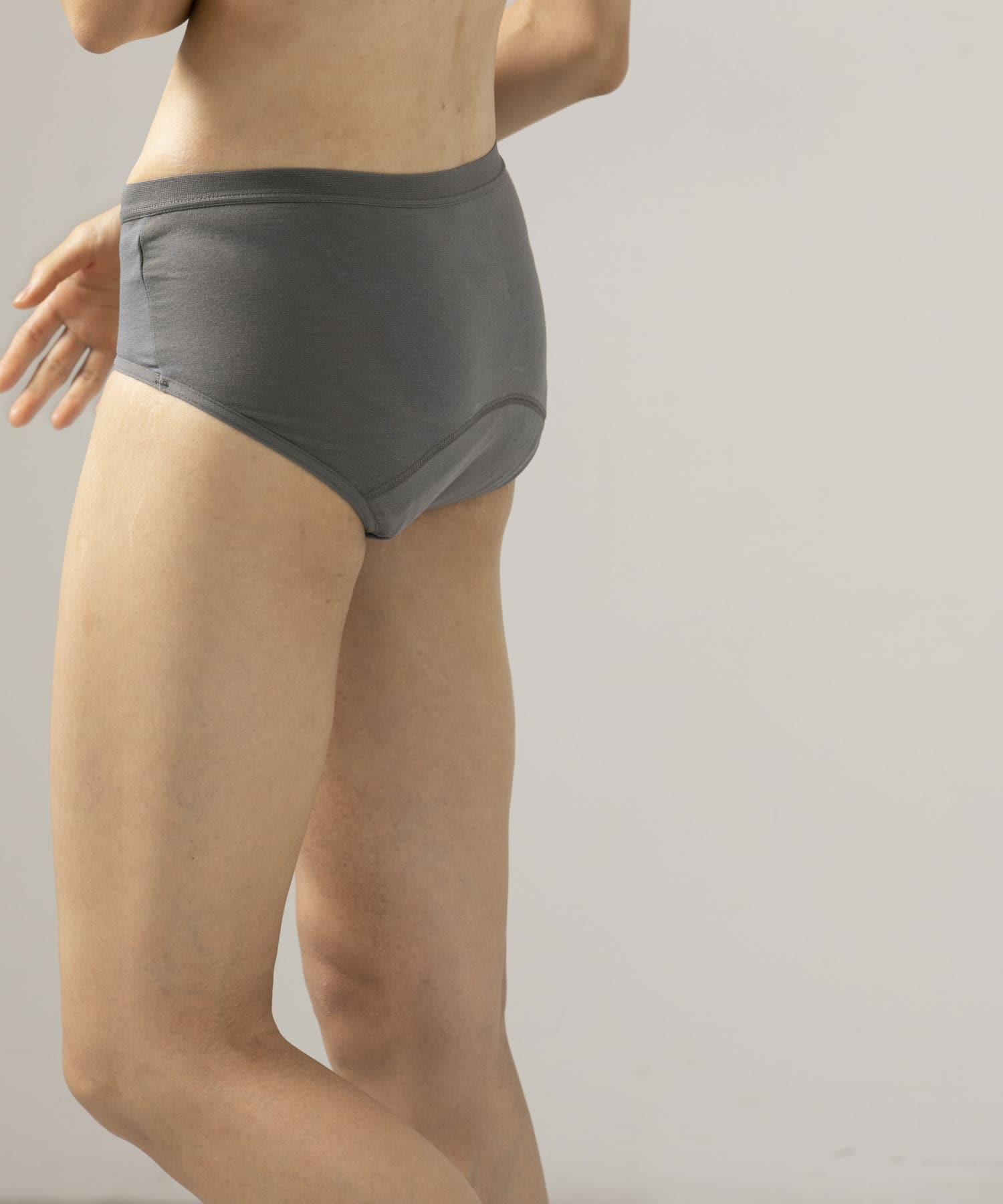 sign for ur MOON SHORTS gray S