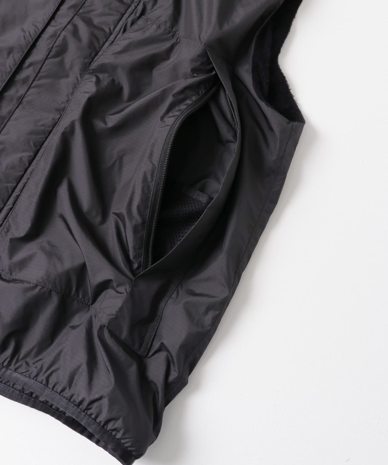 BROOXON　U.P.S. OCTARTECH VEST BLACK M