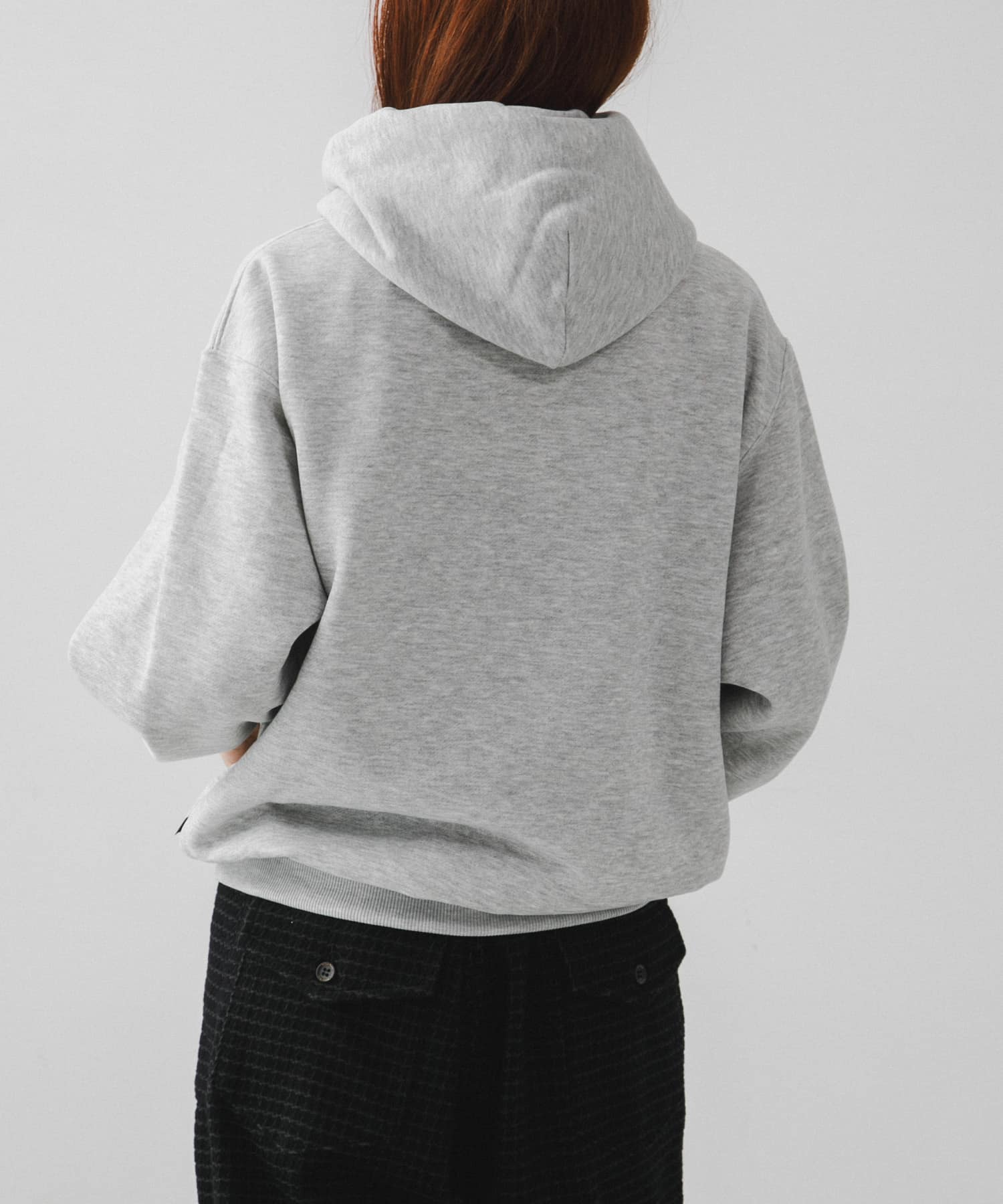 TOP GRAY
