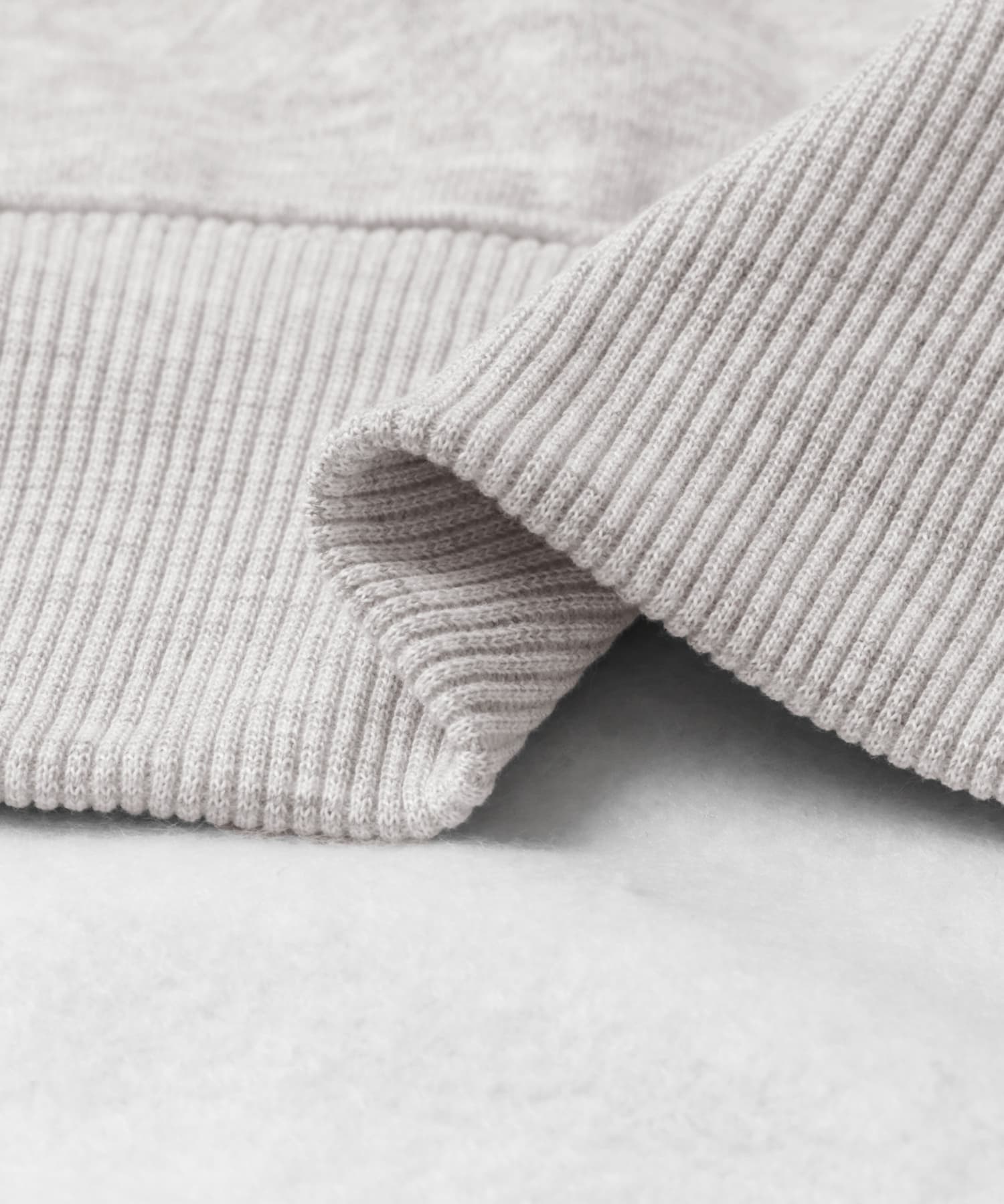 TOP GRAY