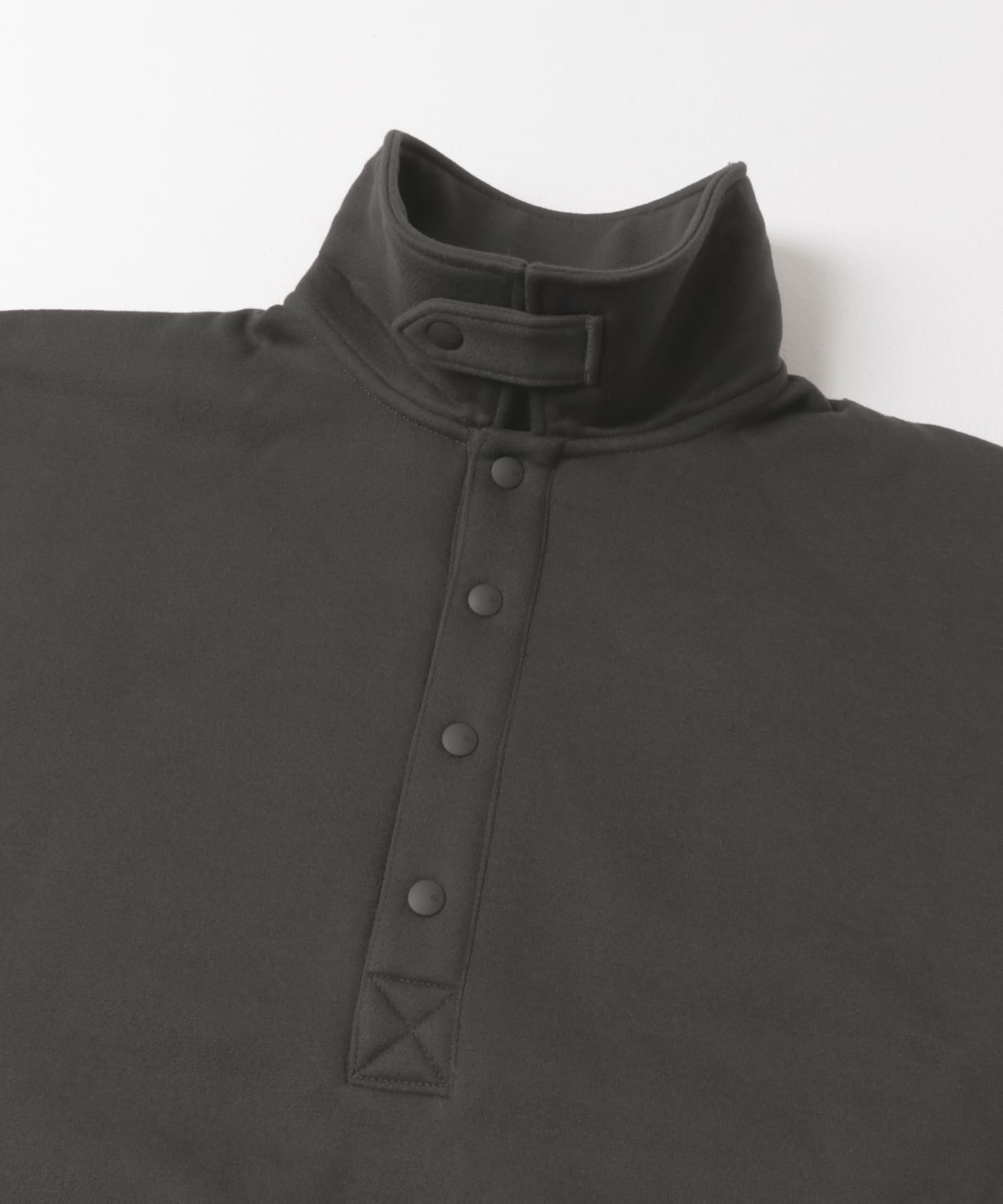 DAIWA PIER39　Ws TECH SWEAT SNAP PULLOVER CHARCOAL FREE