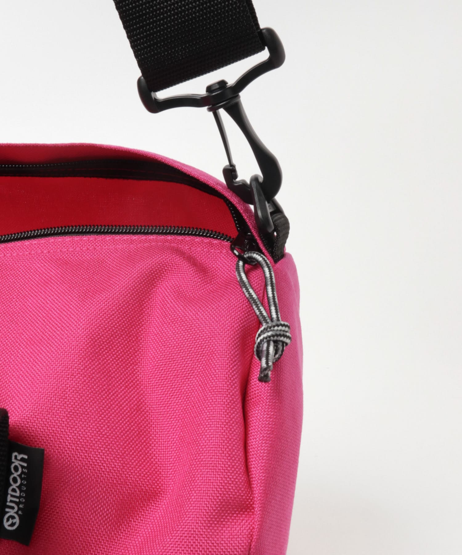 OUTDOOR PRODUCTS　Roll Boston X-LARGE FUCHSIA FREE