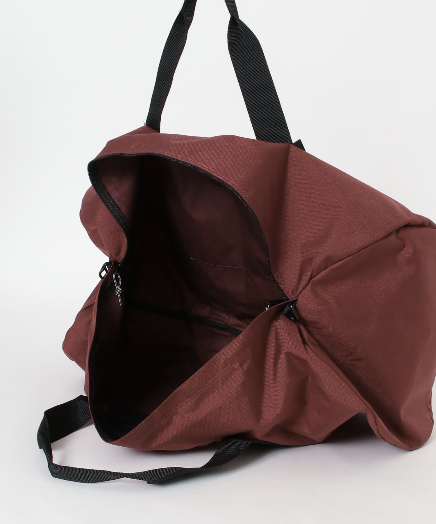 OUTDOOR PRODUCTS　Roll Boston GIANT BURGUNDY FREE