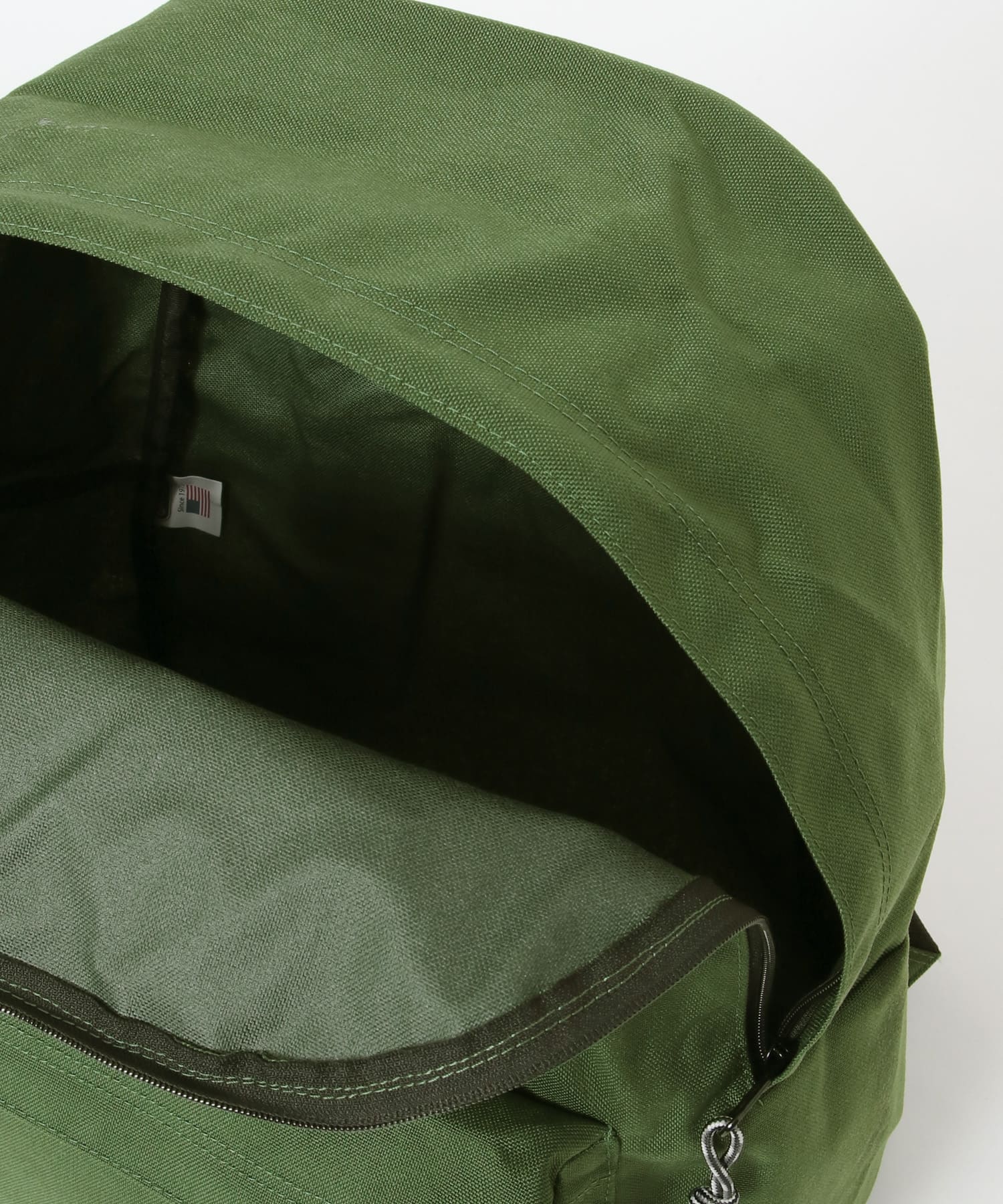 OUTDOOR PRODUCTS　Daypack　COLOSSAL PINENEEDLE FREE