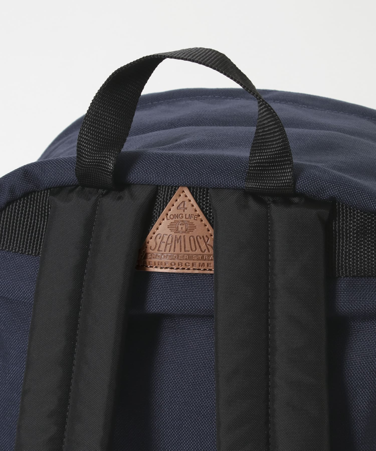 OUTDOOR PRODUCTS　Daypack　LARGE NAVY FREE