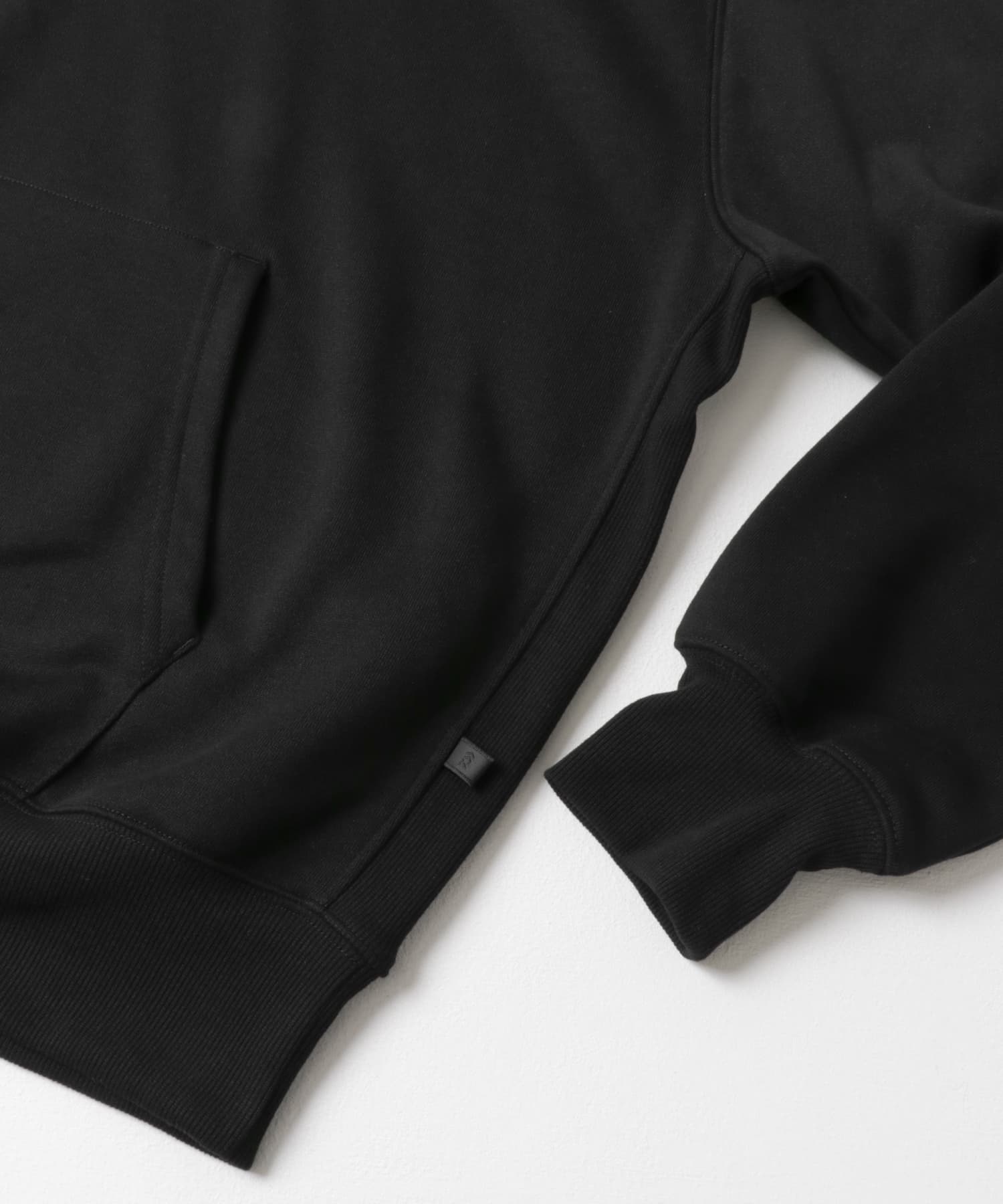 DAIWA PIER39　TECH SWEAT HOODIE BLACK S