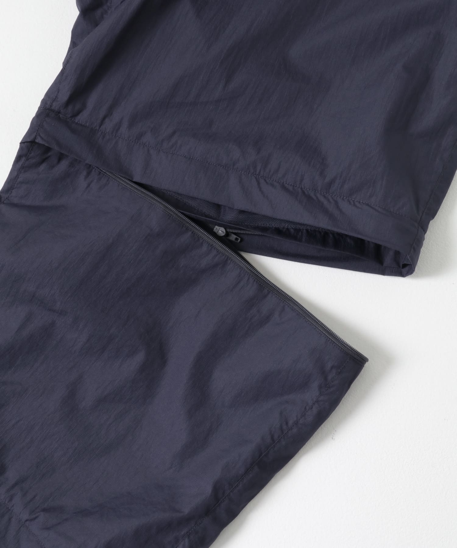 DAIWA PIER39　DECHATABLE WINDBREAKER PANTS M NAVY L
