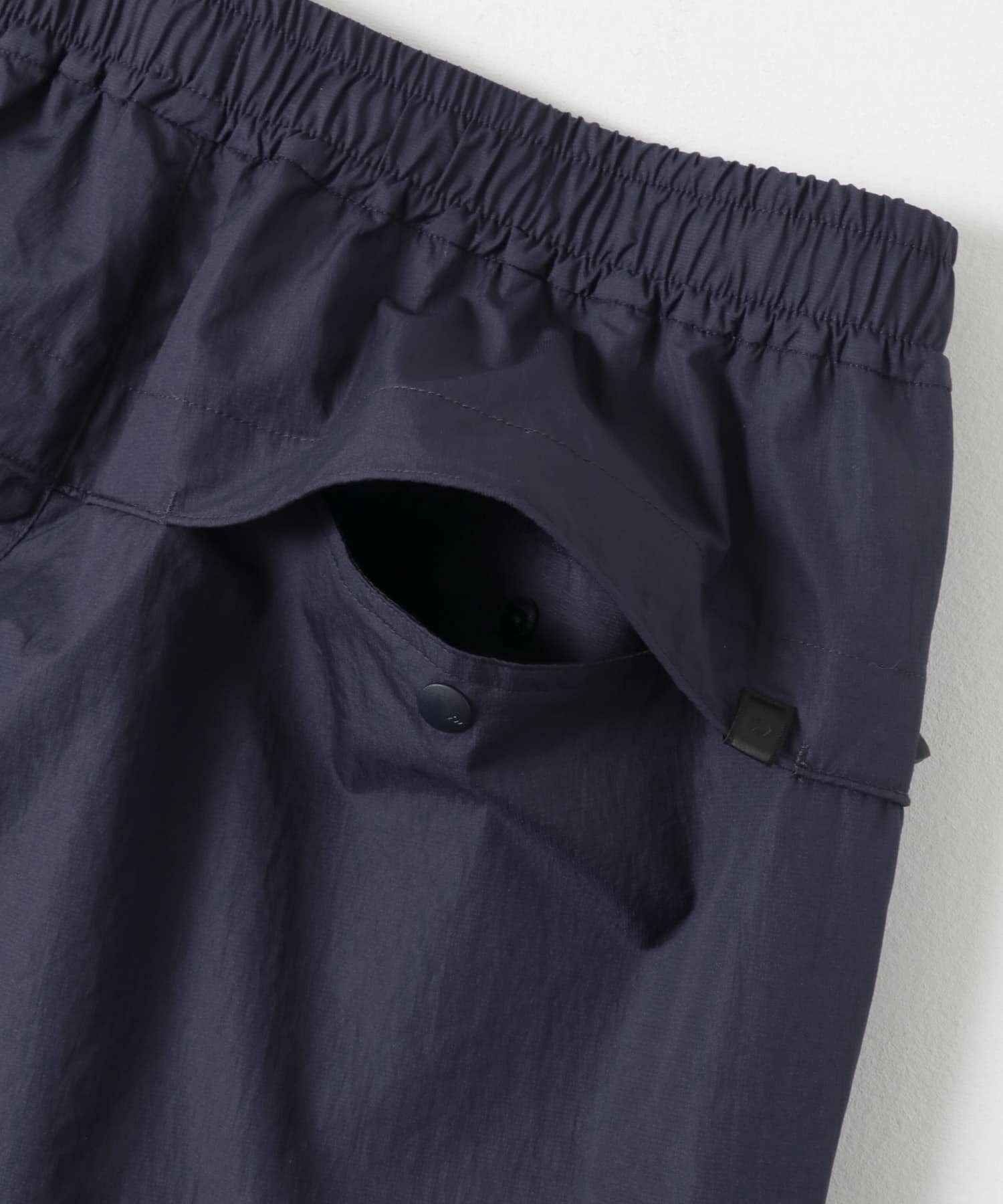 DAIWA PIER39　DECHATABLE WINDBREAKER PANTS M NAVY L