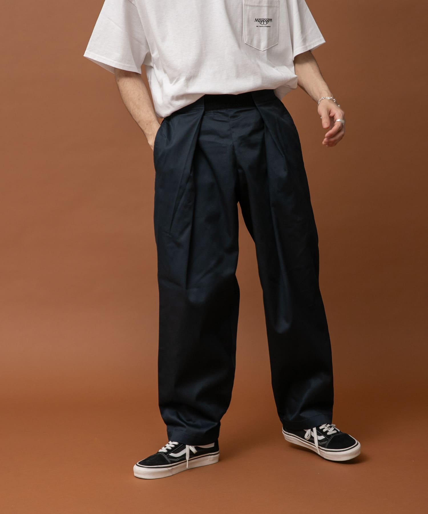 D NAVY