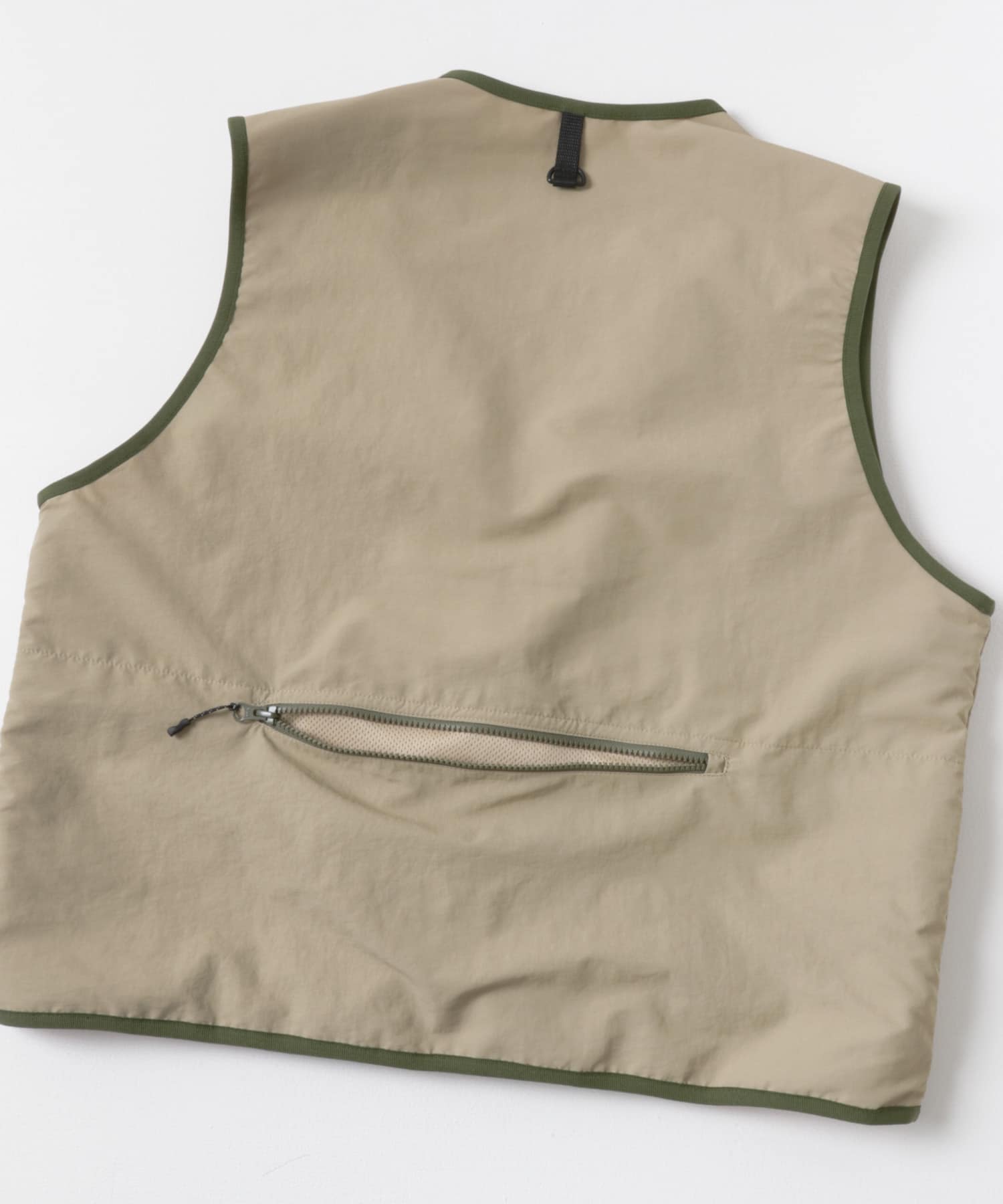 Acy 2WAY UTILITY VEST(3 SAND): アウター｜URBAN RESEARCH公式