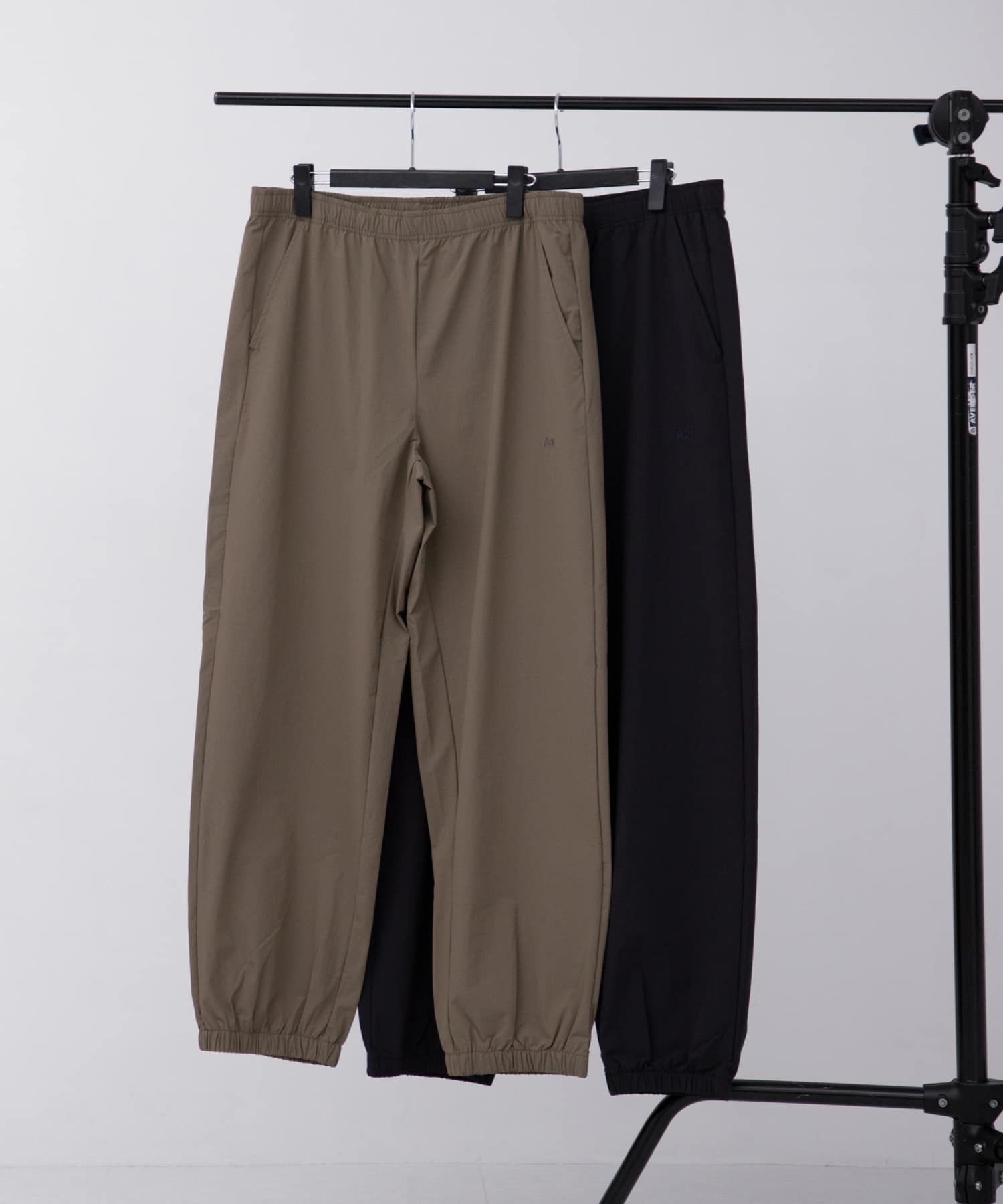 Acy　TRACK PANTS V2 D.KAHKI 2