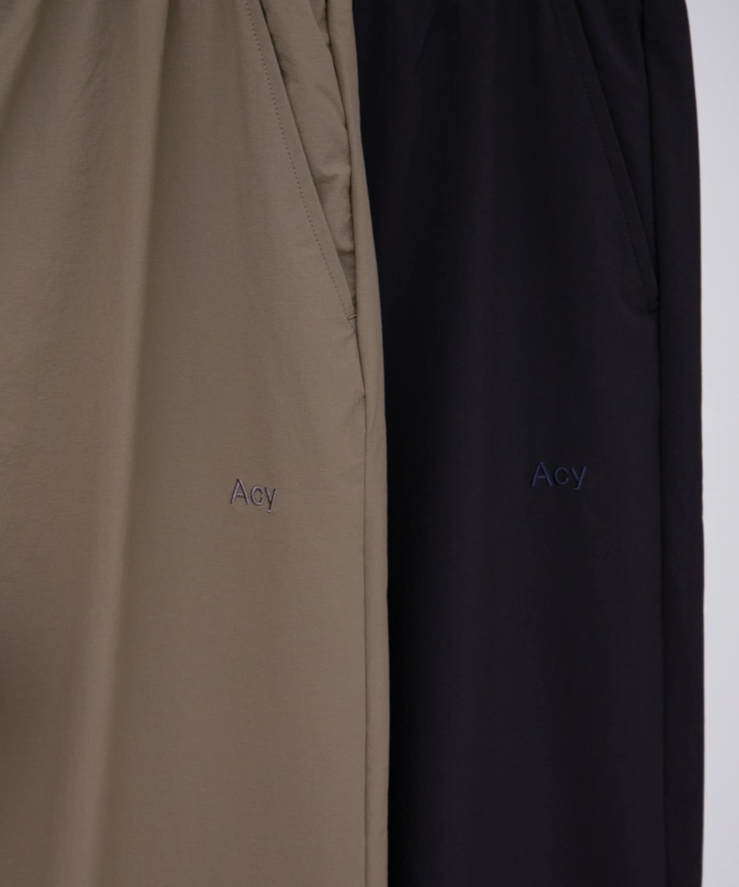Acy　TRACK PANTS V2 D.KAHKI 2