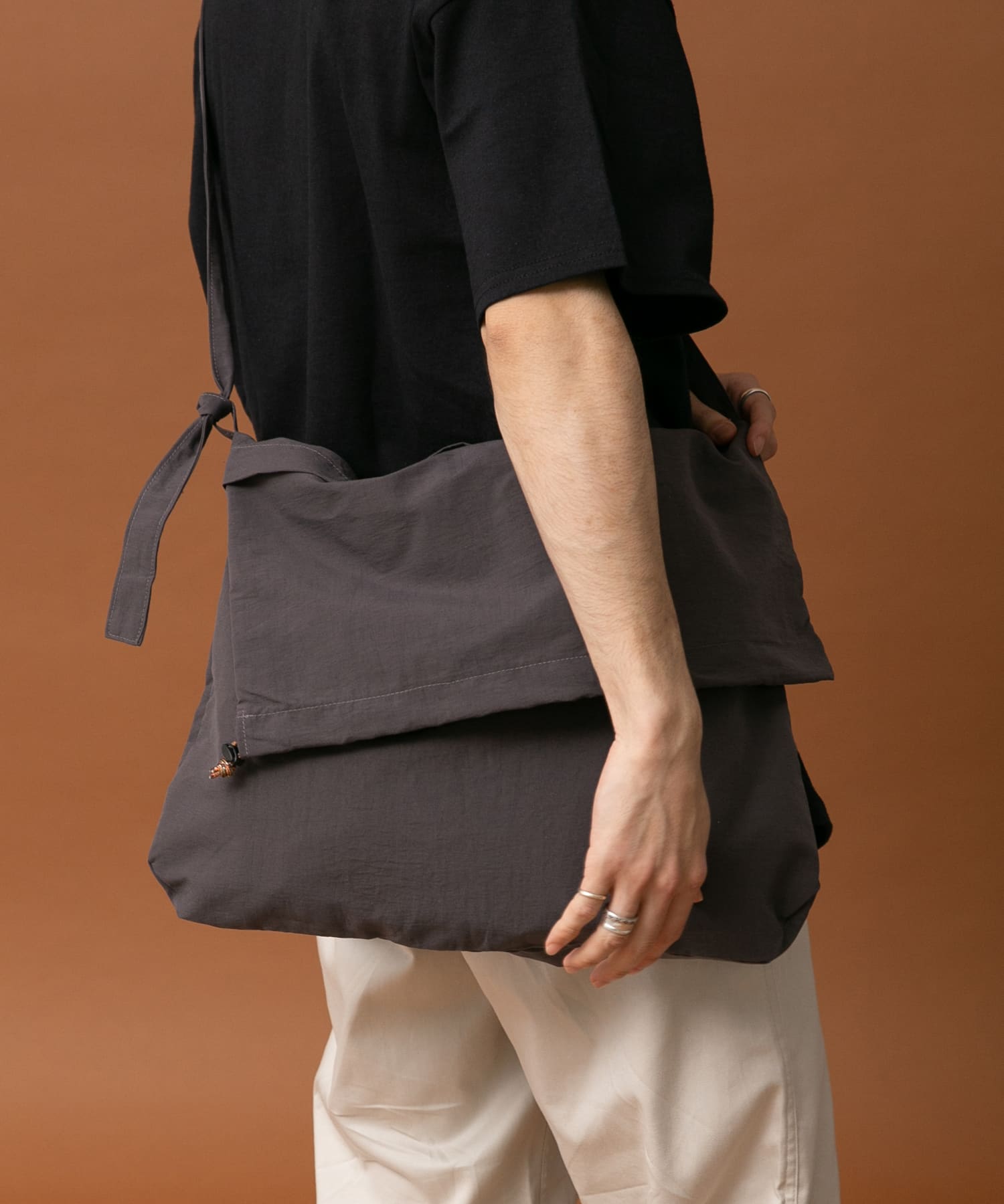 RELAX FIT　イージーバッグ CHARCOAL FREE