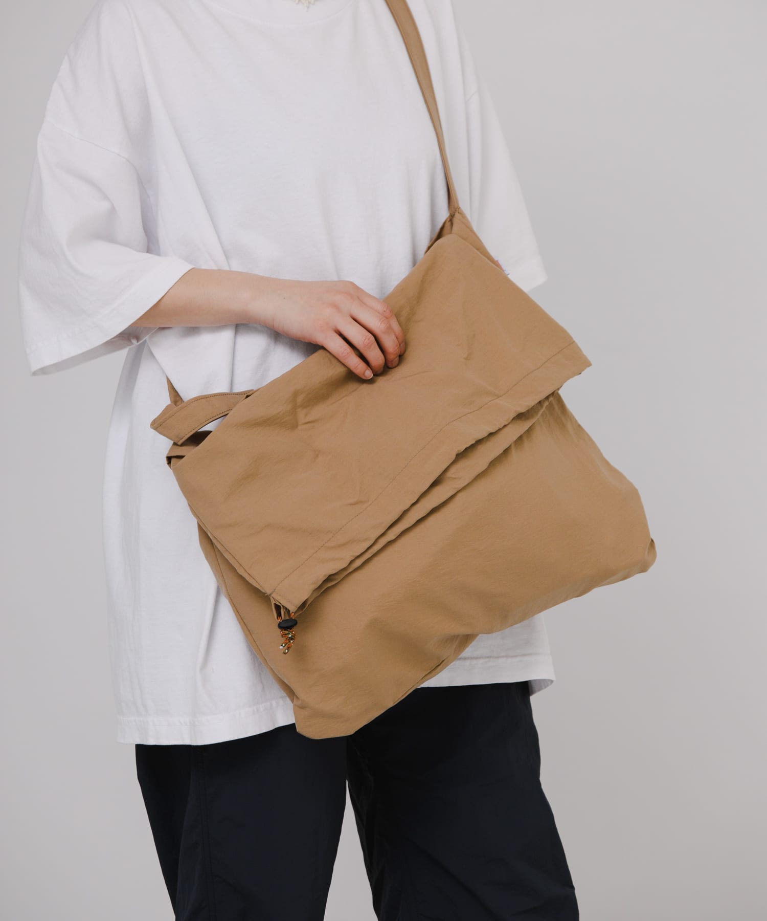 RELAX FIT　イージーバッグ BEIGE FREE