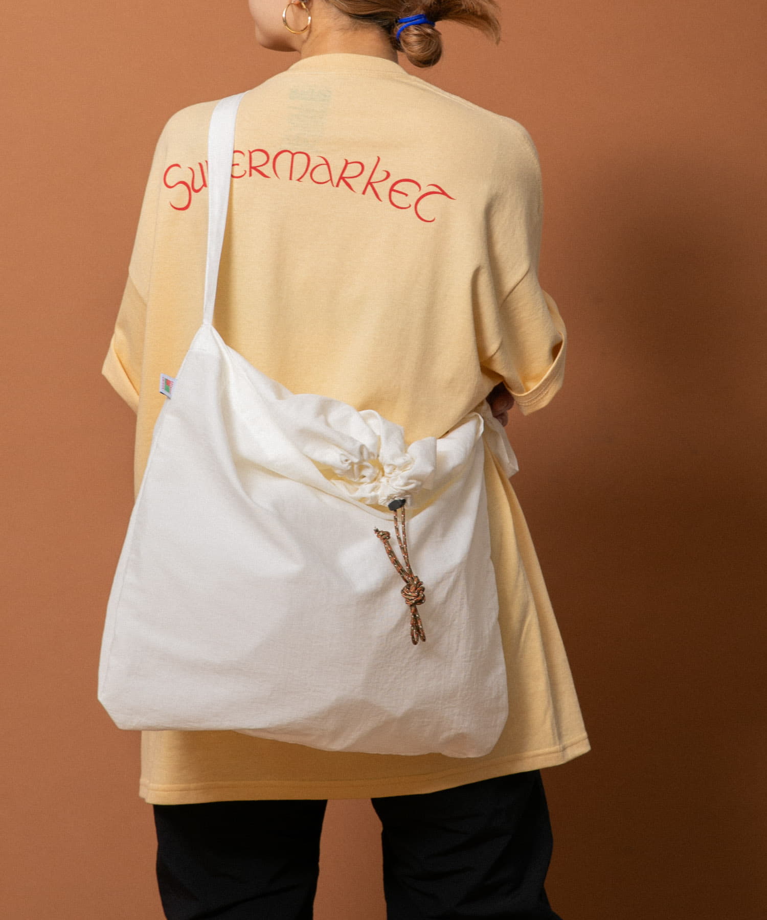 RELAX FIT　イージーバッグ WHITE FREE