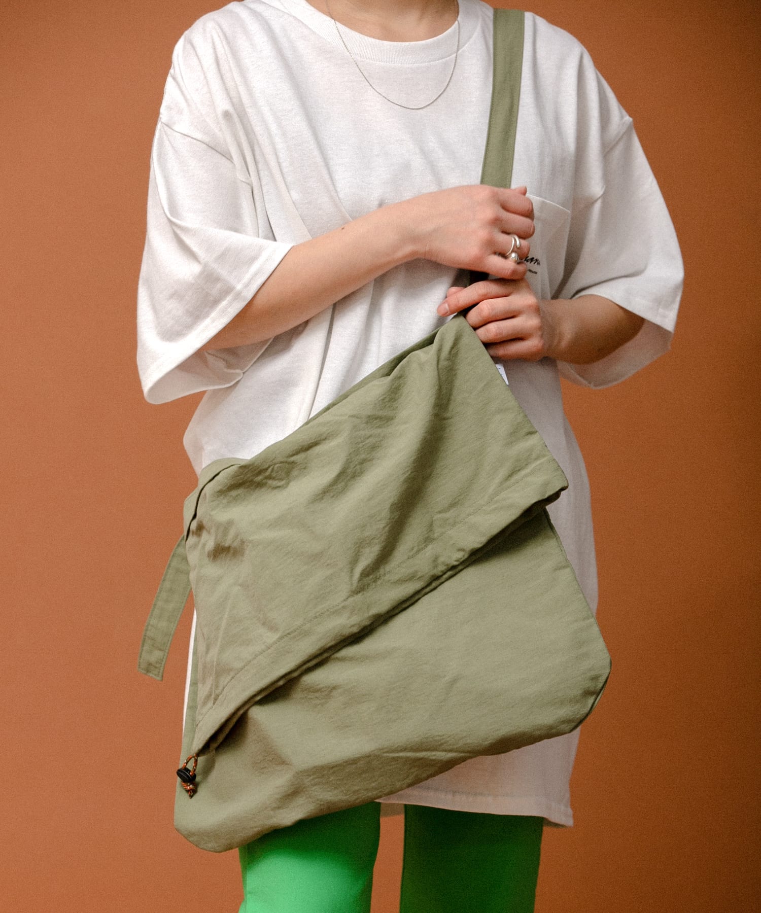 RELAX FIT　イージーバッグ L OLIVE FREE