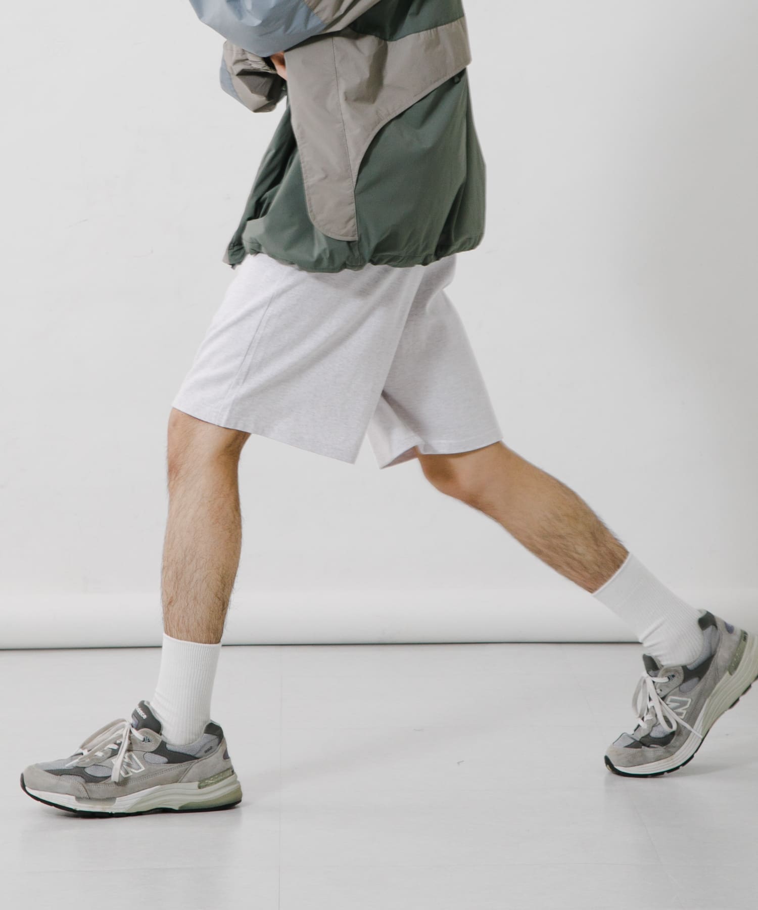 model身長：180cm 着用サイズ：FREE