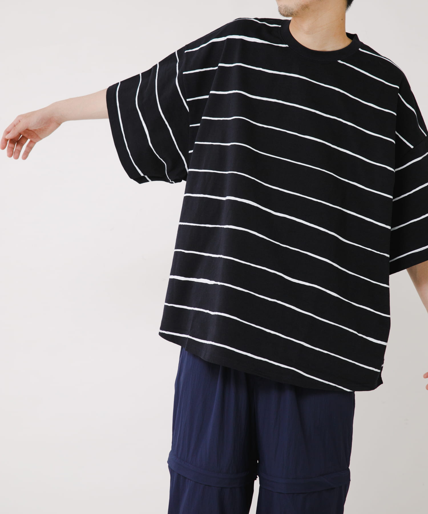 D.NVY/WHT