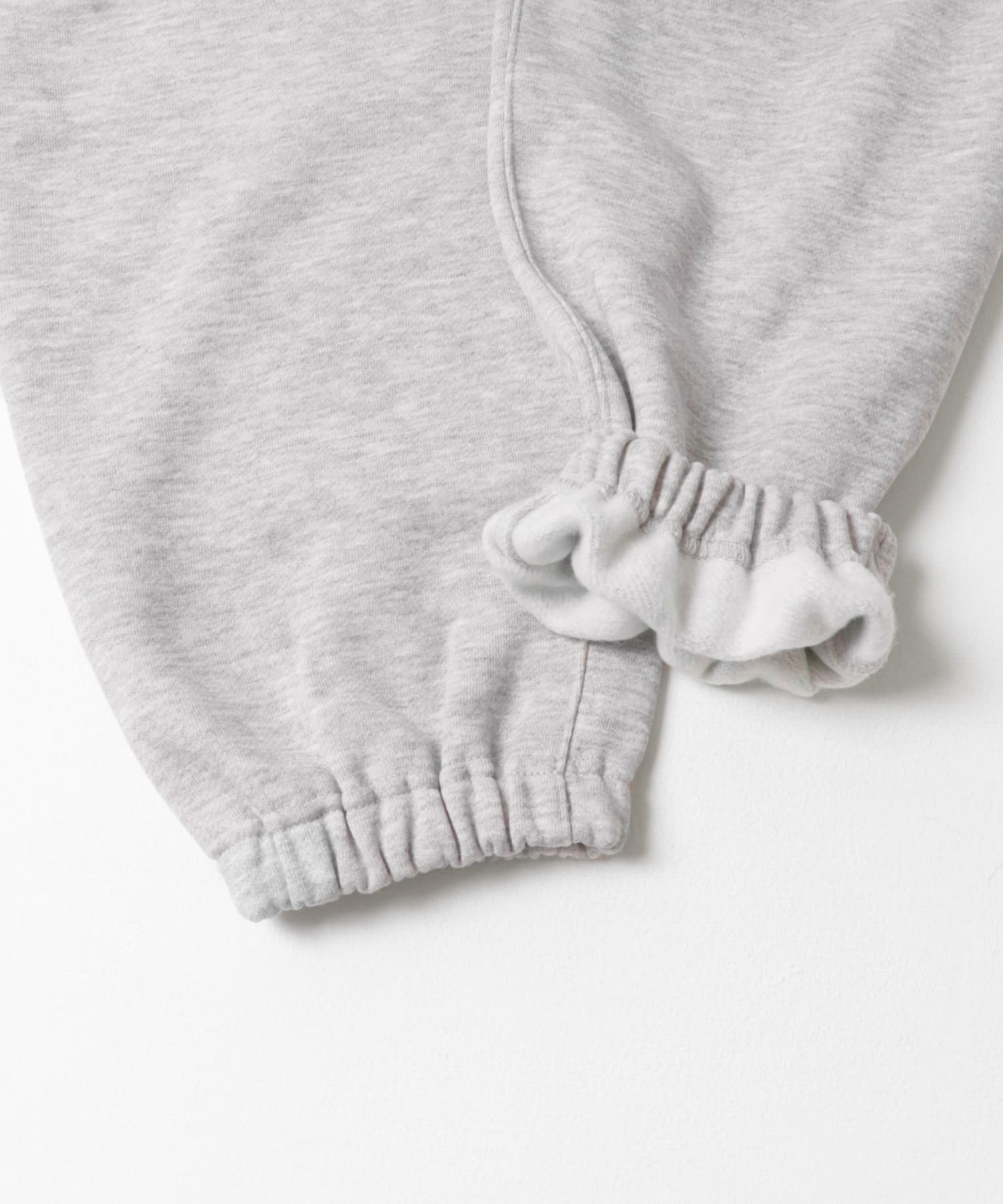 TOP GRAY
