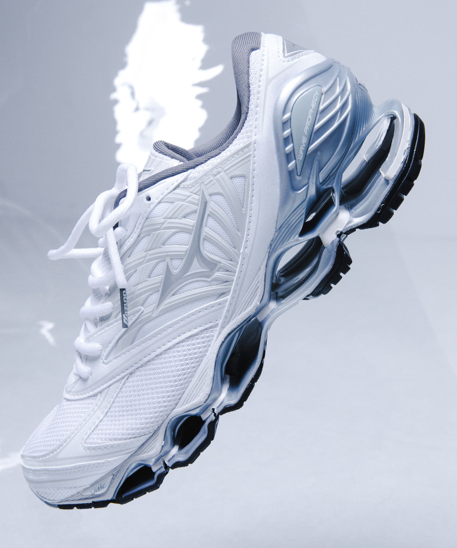 White S