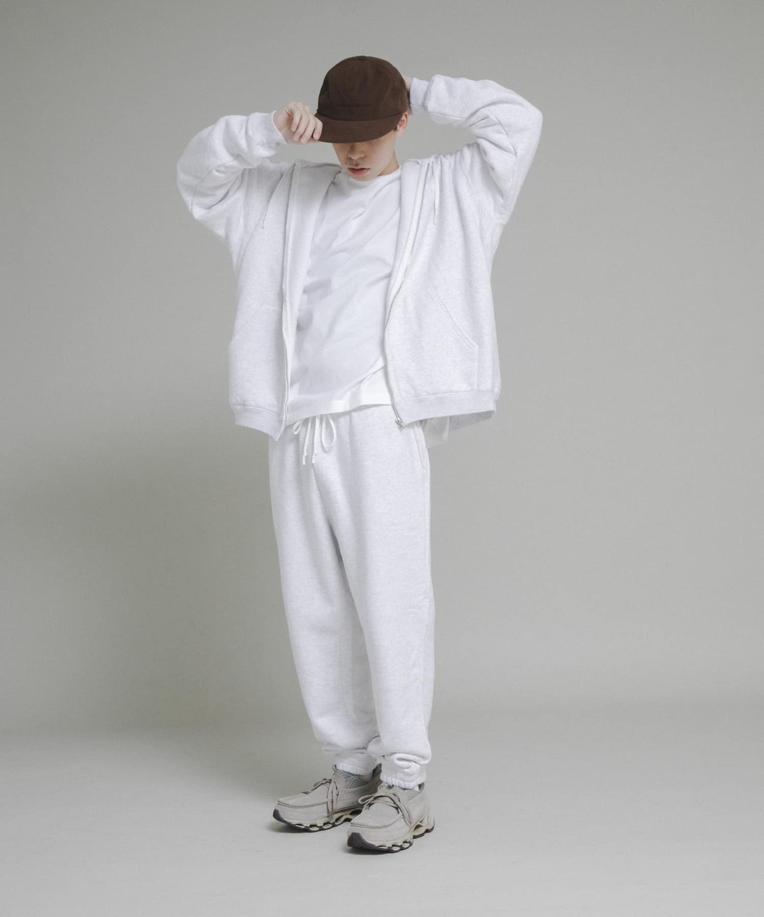 SFC　SWEAT PANTS Ash M