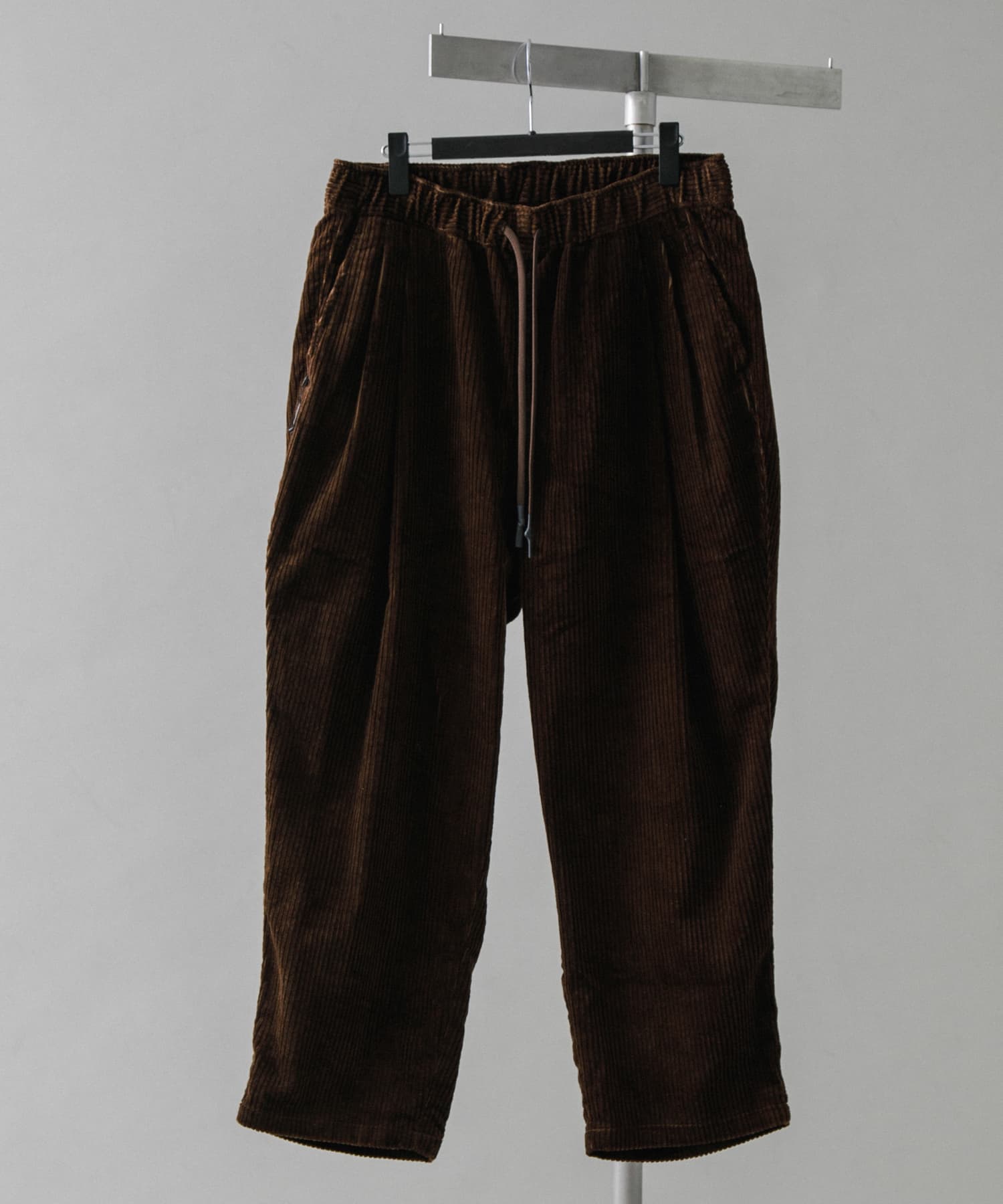 SFC　WIDE TWO TUCK PANTS (CORDUROY)