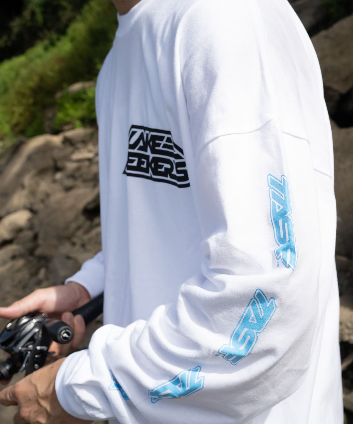 WHT/BLU