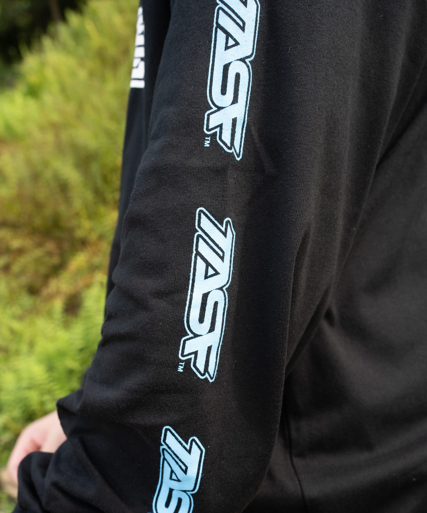 BLK/BLU