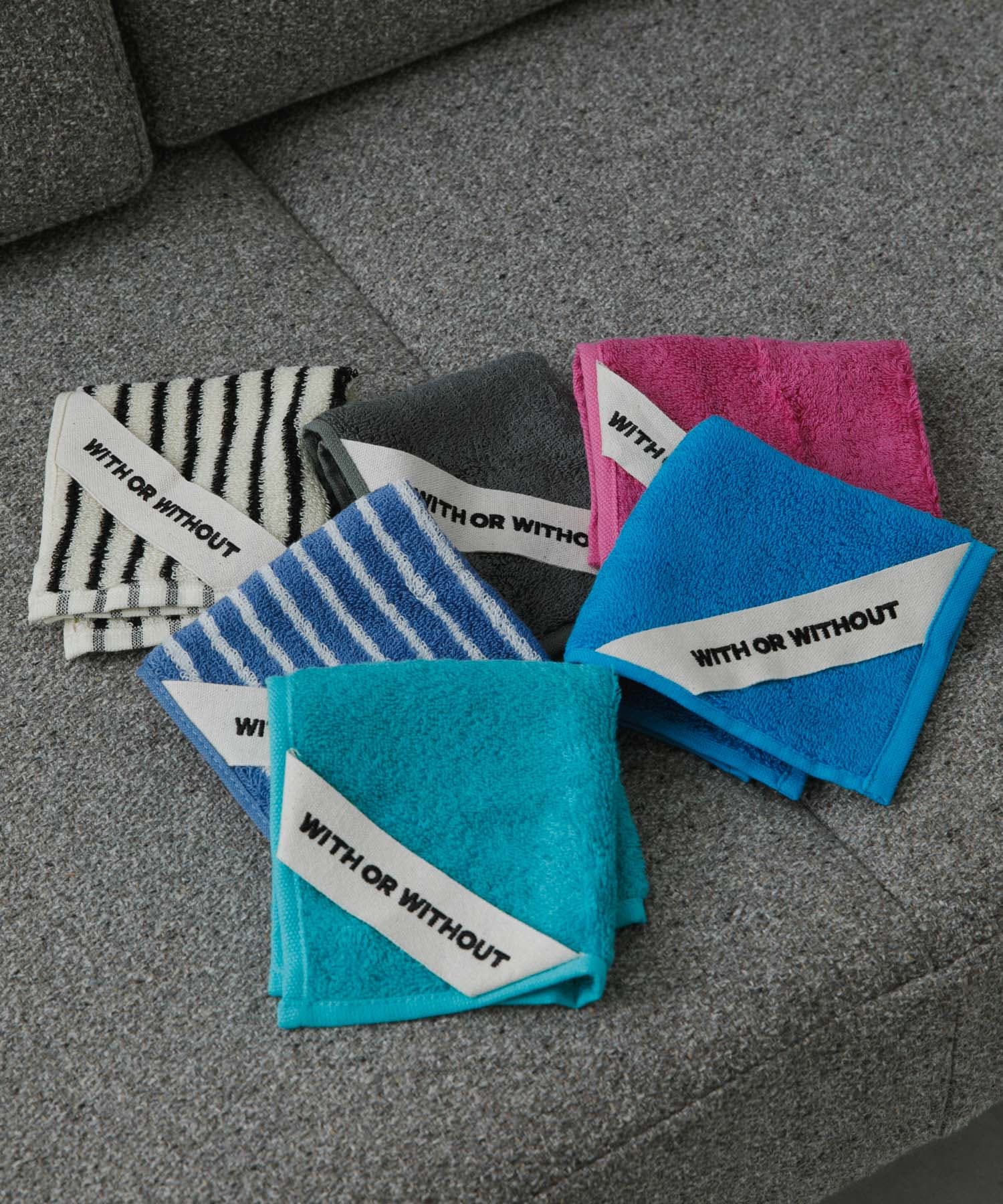 WITH OR WITHOUT　Hand Towel BLU FREE