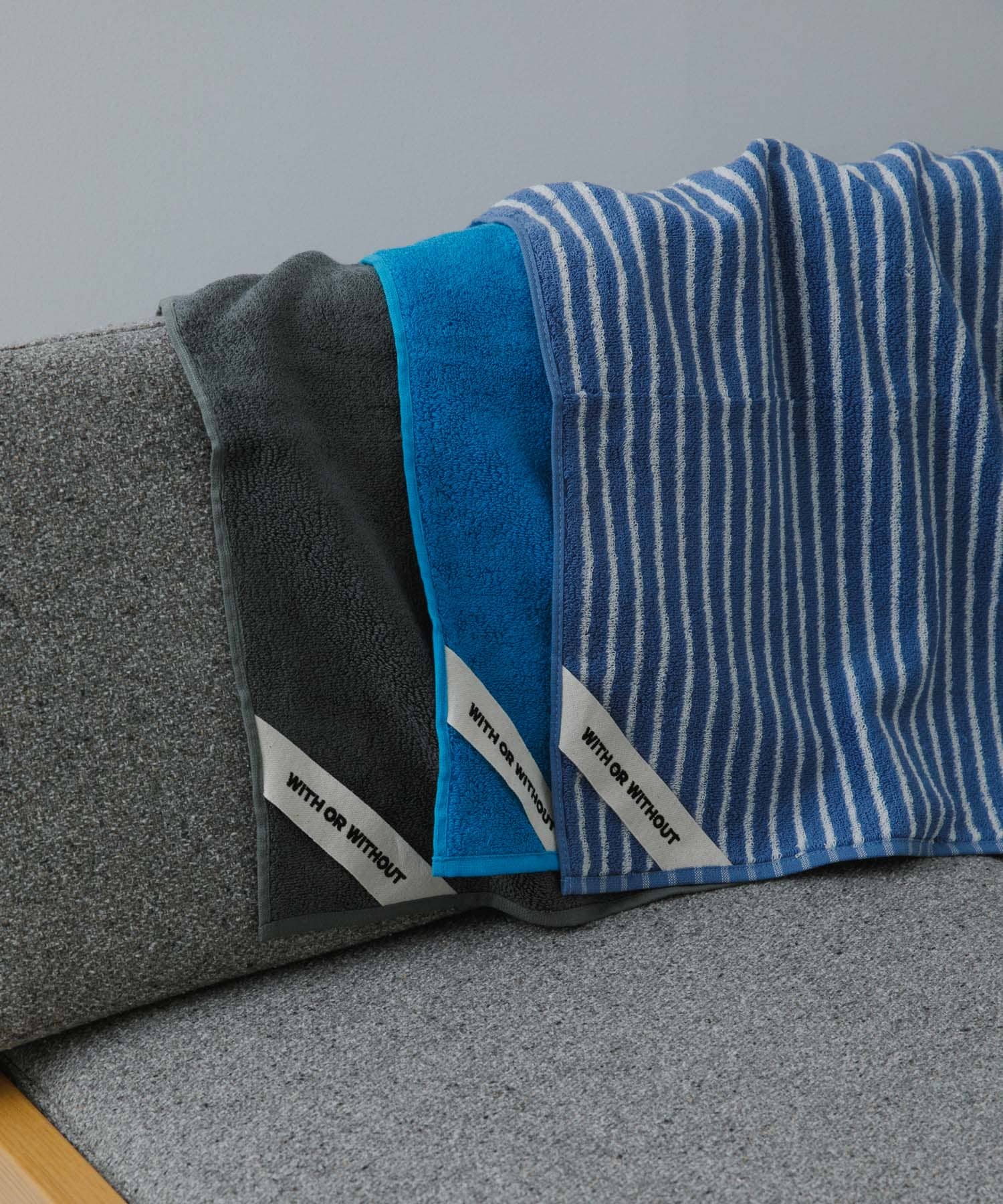 WITH OR WITHOUT　Face Towel BLU STRIPE FREE