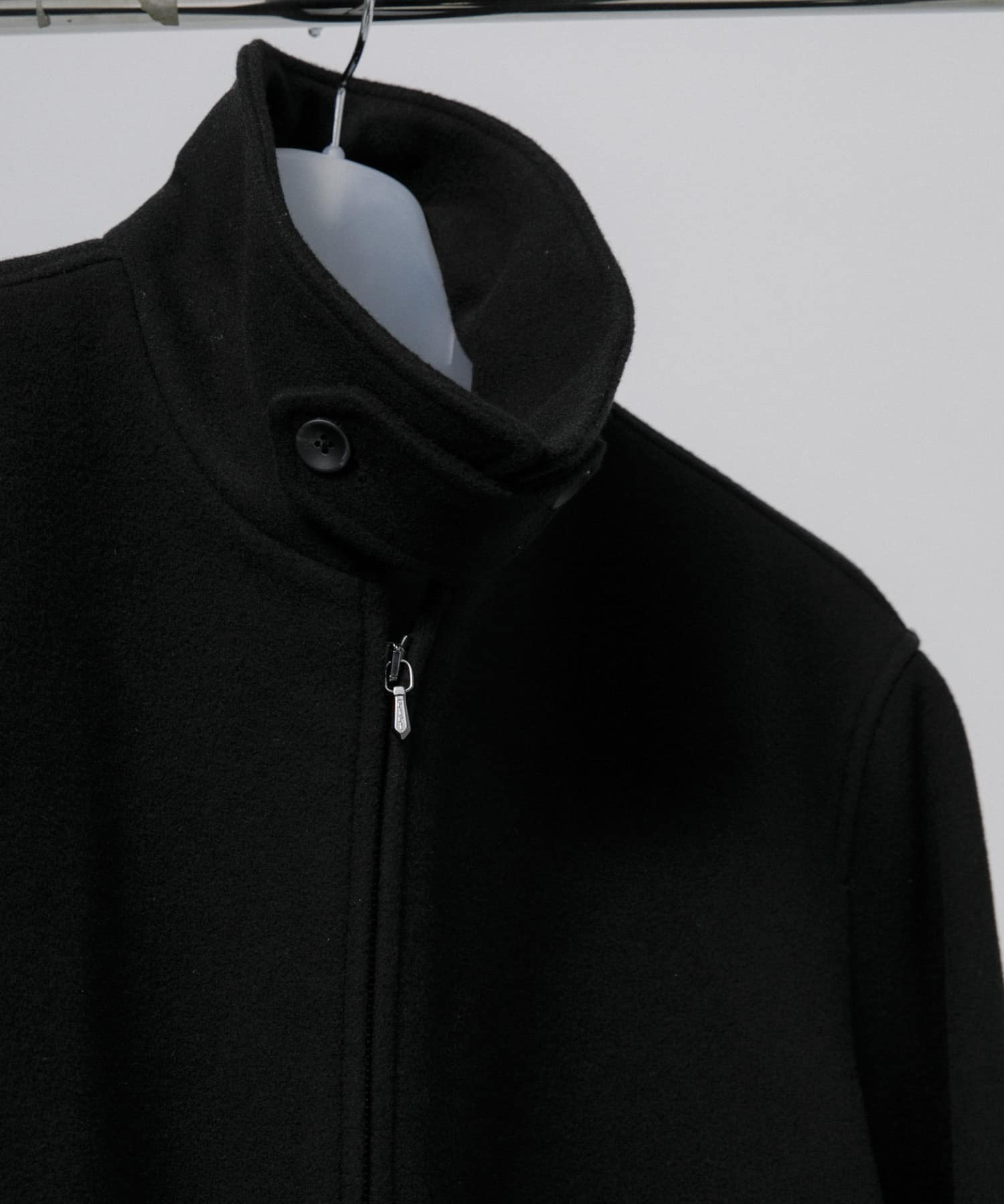 ANOTHER OFFICE　Volume Blouson BLACK 1