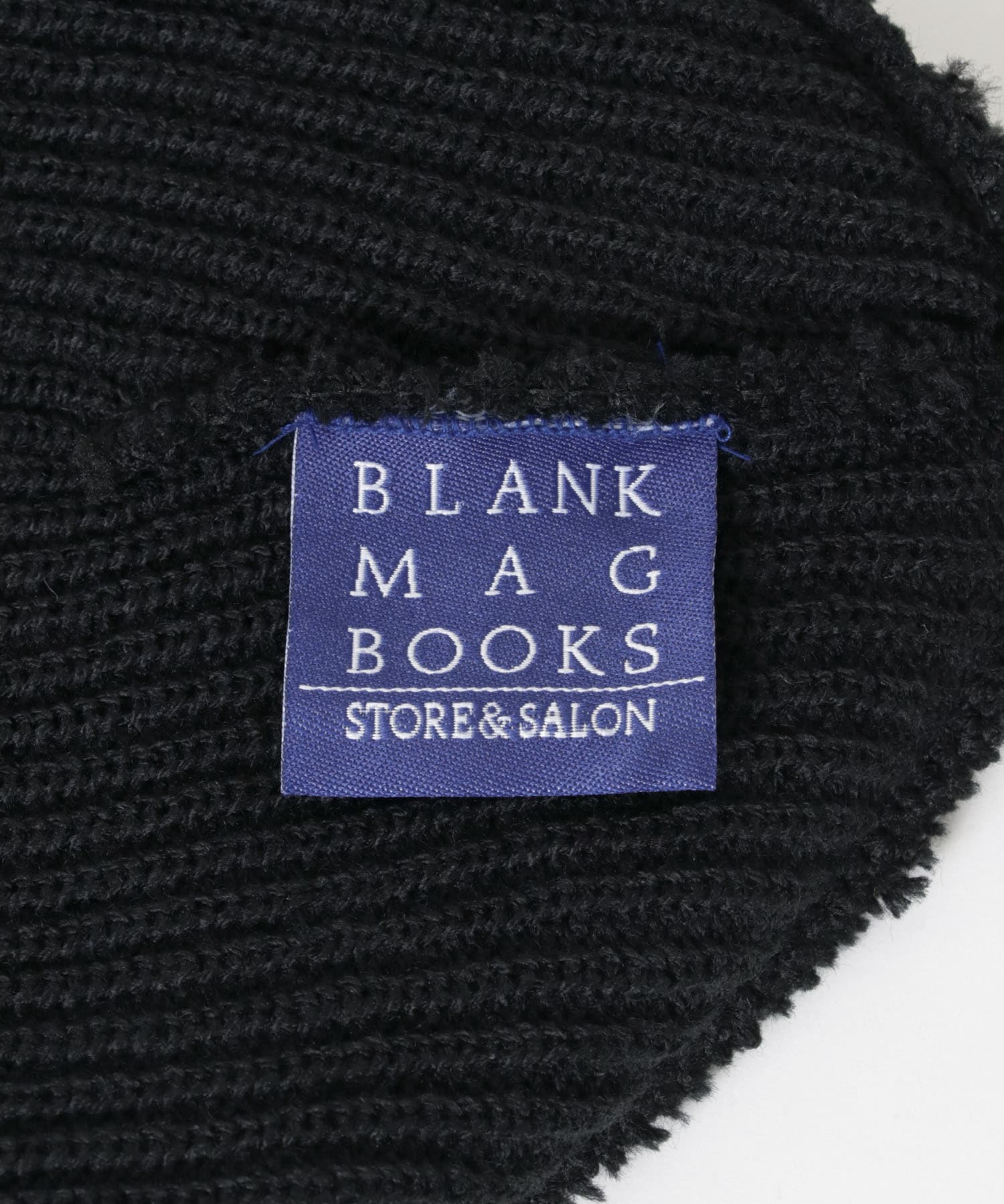 BLANKMAG　SO MANY BOOKS  Knit  Cap Black FREE