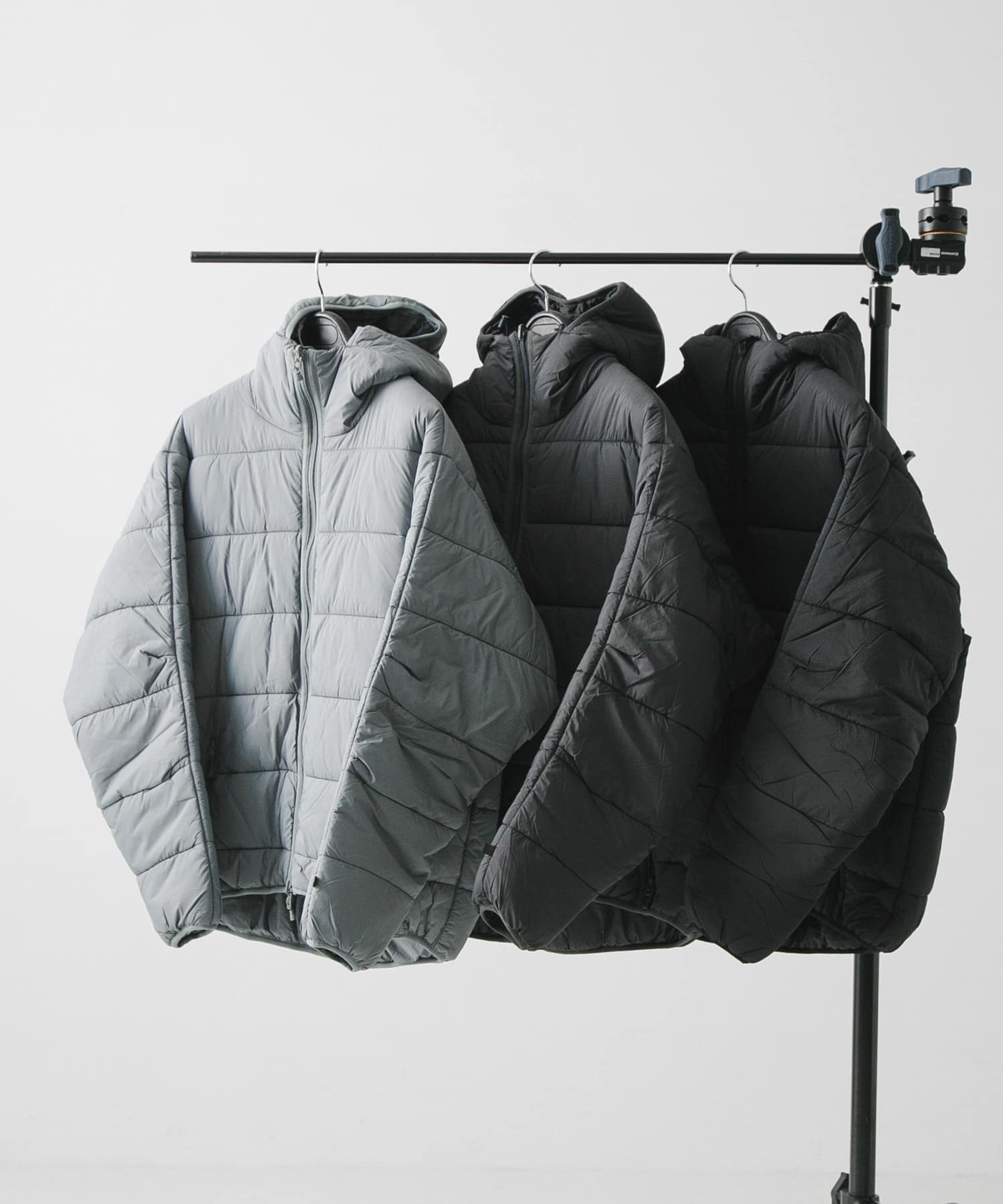 DAIWA PIER39　TECH REVERSIBLE CLIMBERS PUFF JACKET LT.GRAY S