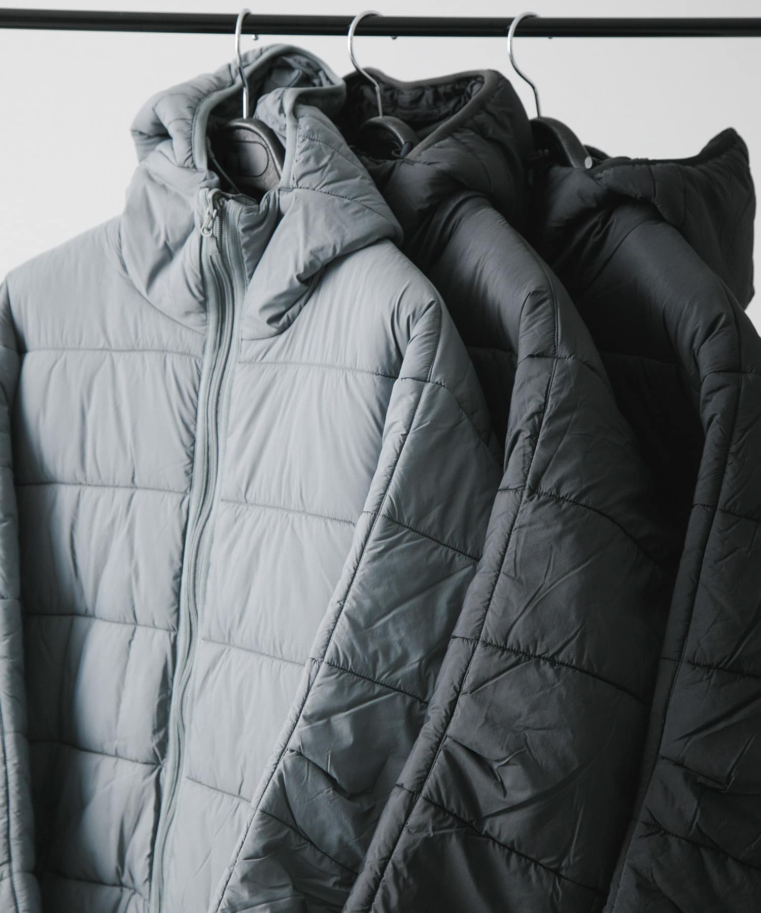 DAIWA PIER39　TECH REVERSIBLE CLIMBERS PUFF JACKET LT.GRAY S