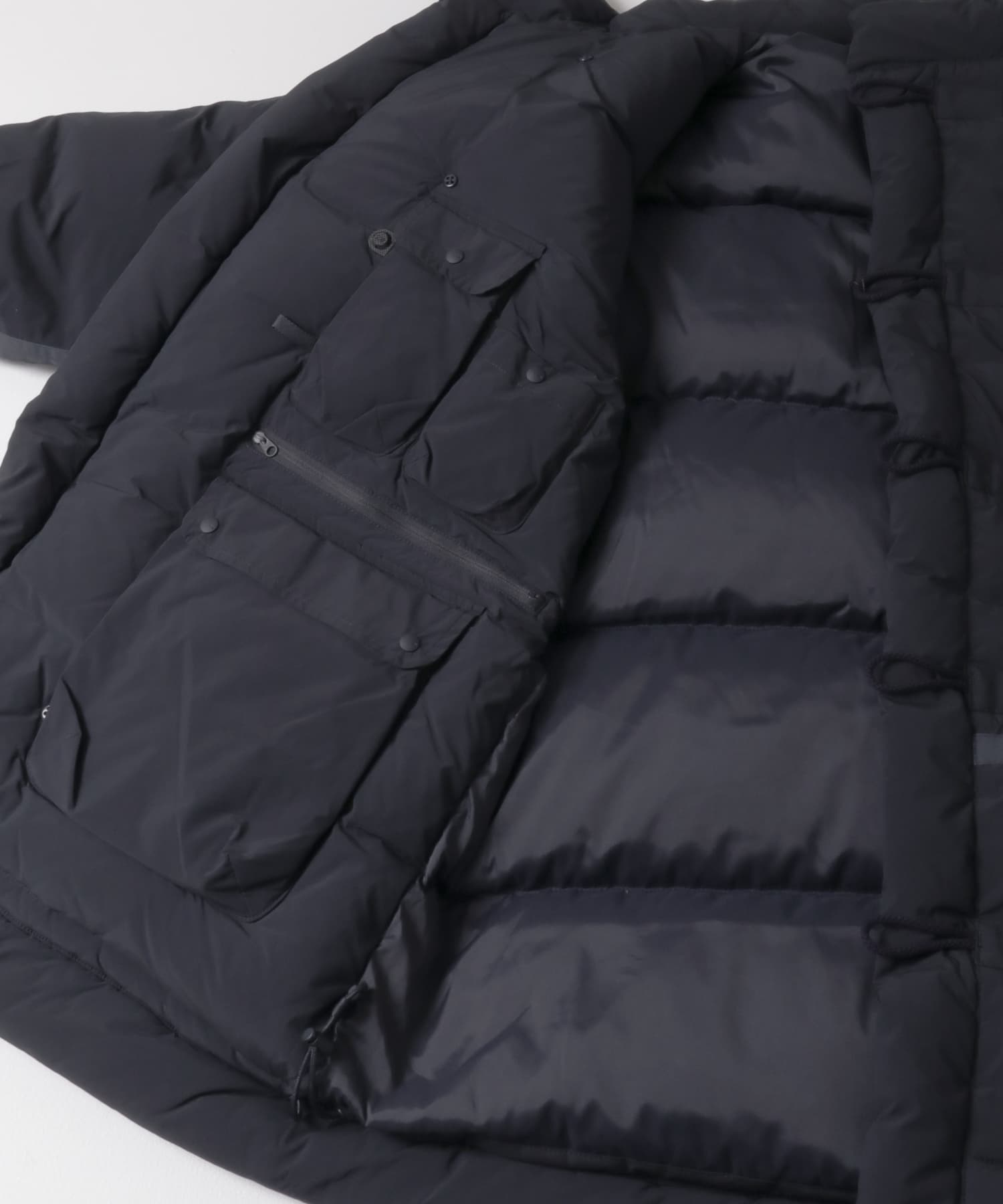DAIWA PIER39　TECH B-7 MOD DOWN JACKET NAVY M