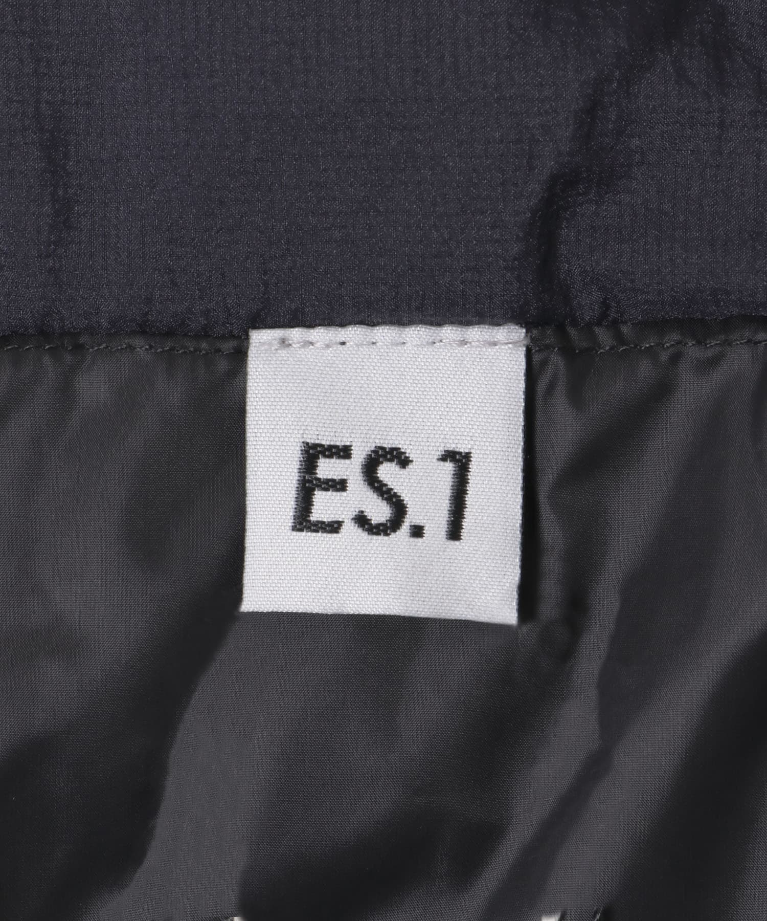 ES.1　Light Down Vest navy L