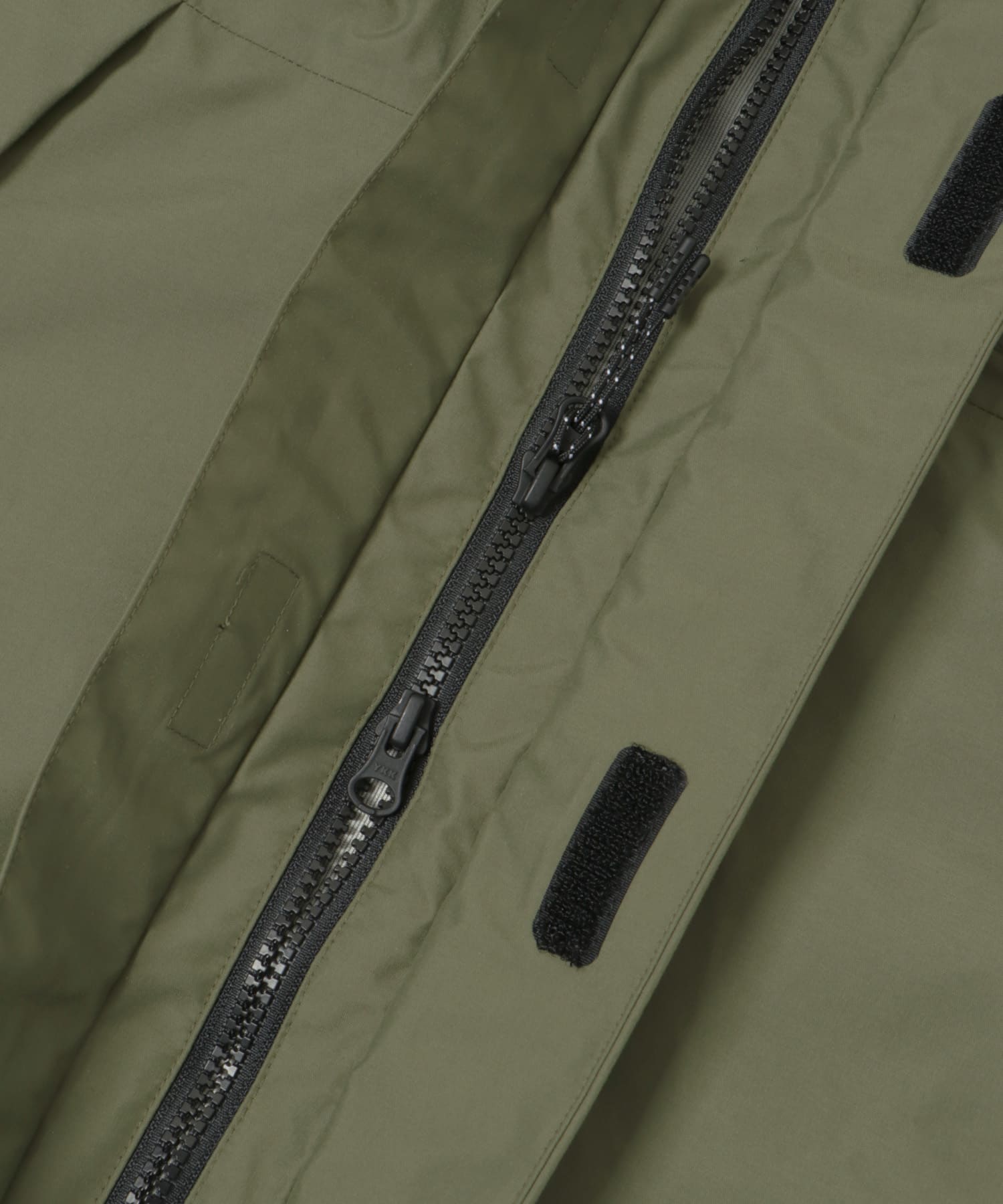 New Era　OD RAIN JKT YOSHIDA OLIVE L