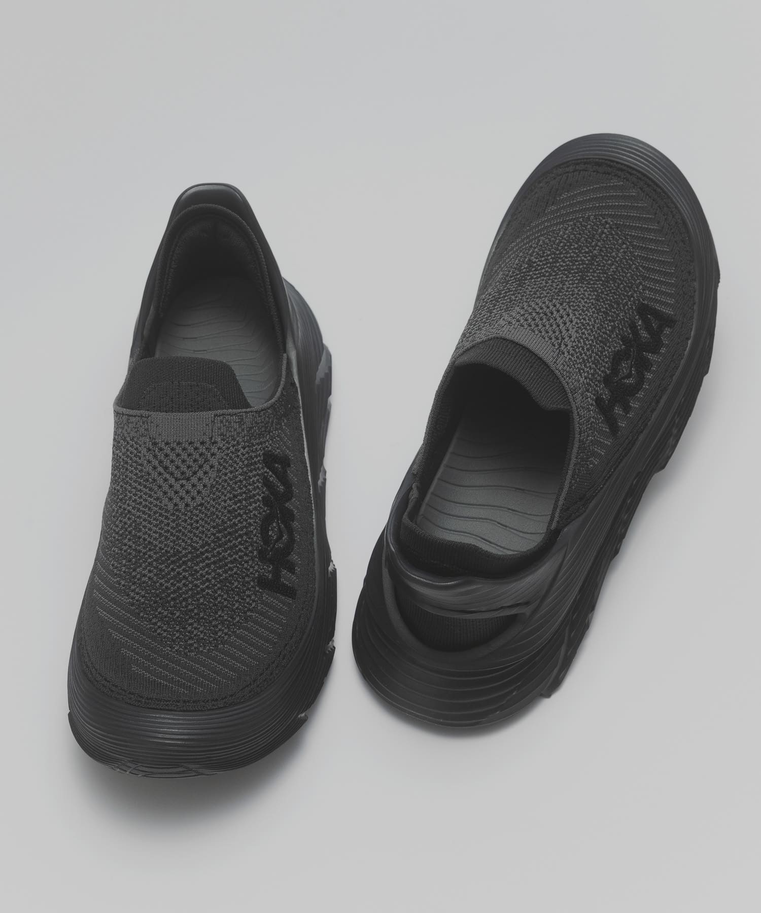 HOKA ONE ONE　U RESTORE TC BBLC 25