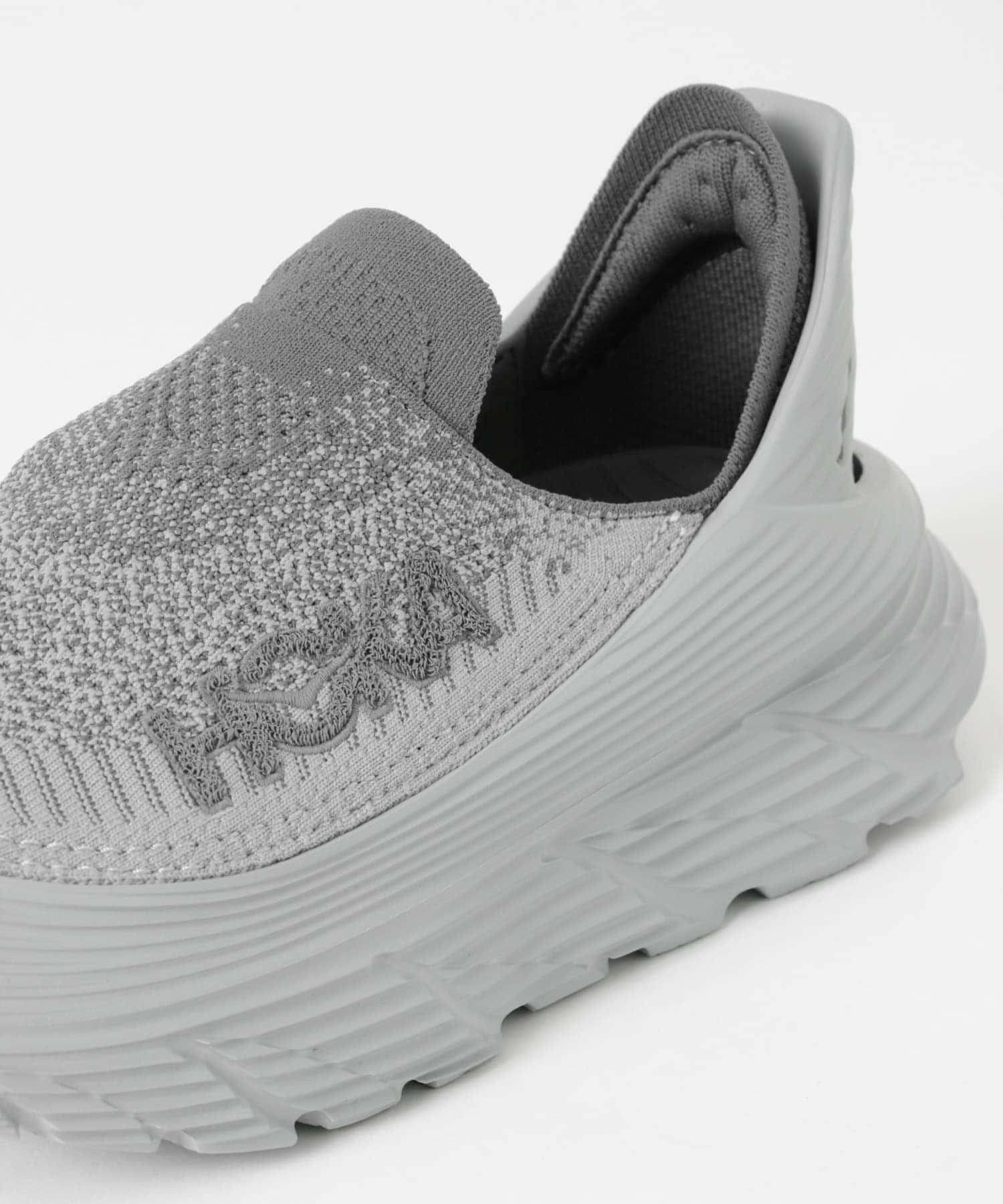 HOKA ONE ONE　U RESTORE TC STLLT 25